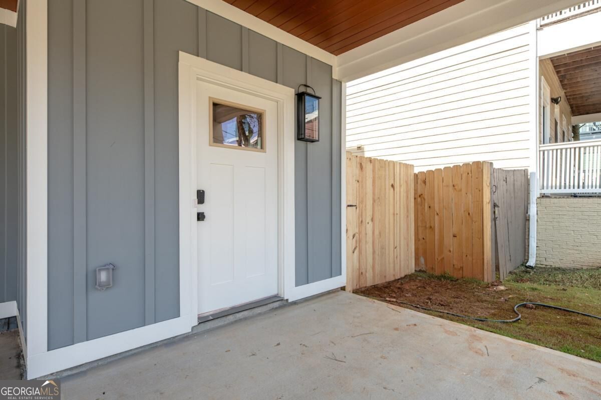 171 Farrington Avenue Se # B Property Photo 4