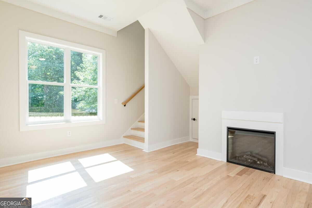 171 Farrington Avenue Se # B Property Photo 6