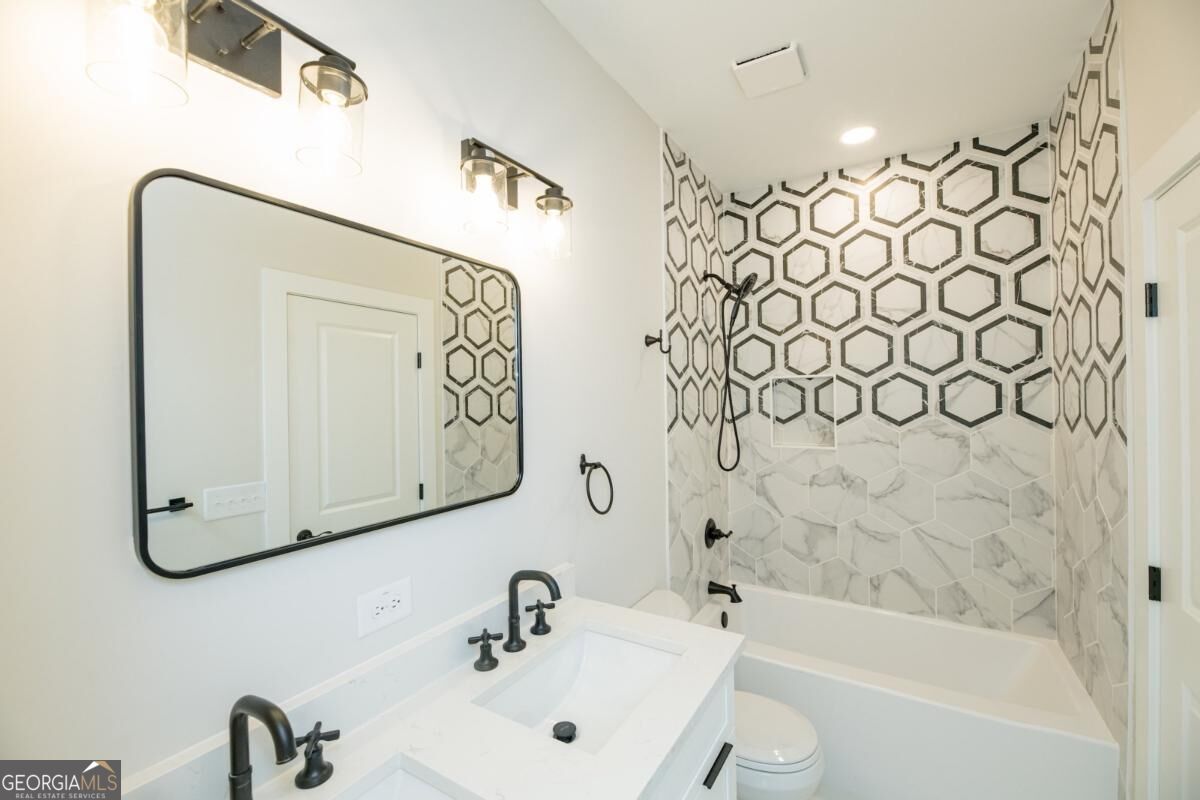 171 Farrington Avenue Se # B Property Photo 15