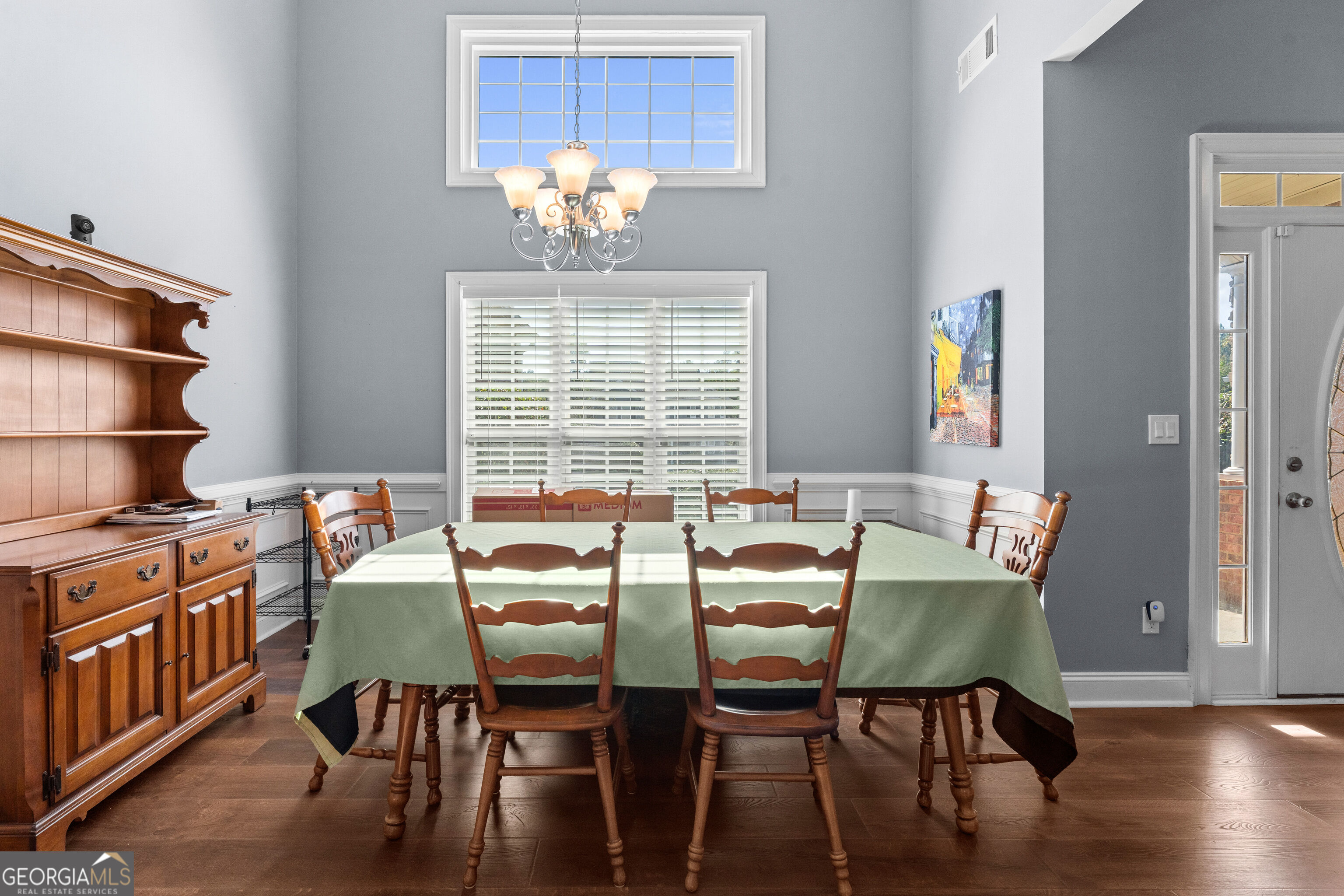 240 White Flower Circle Property Photo 8