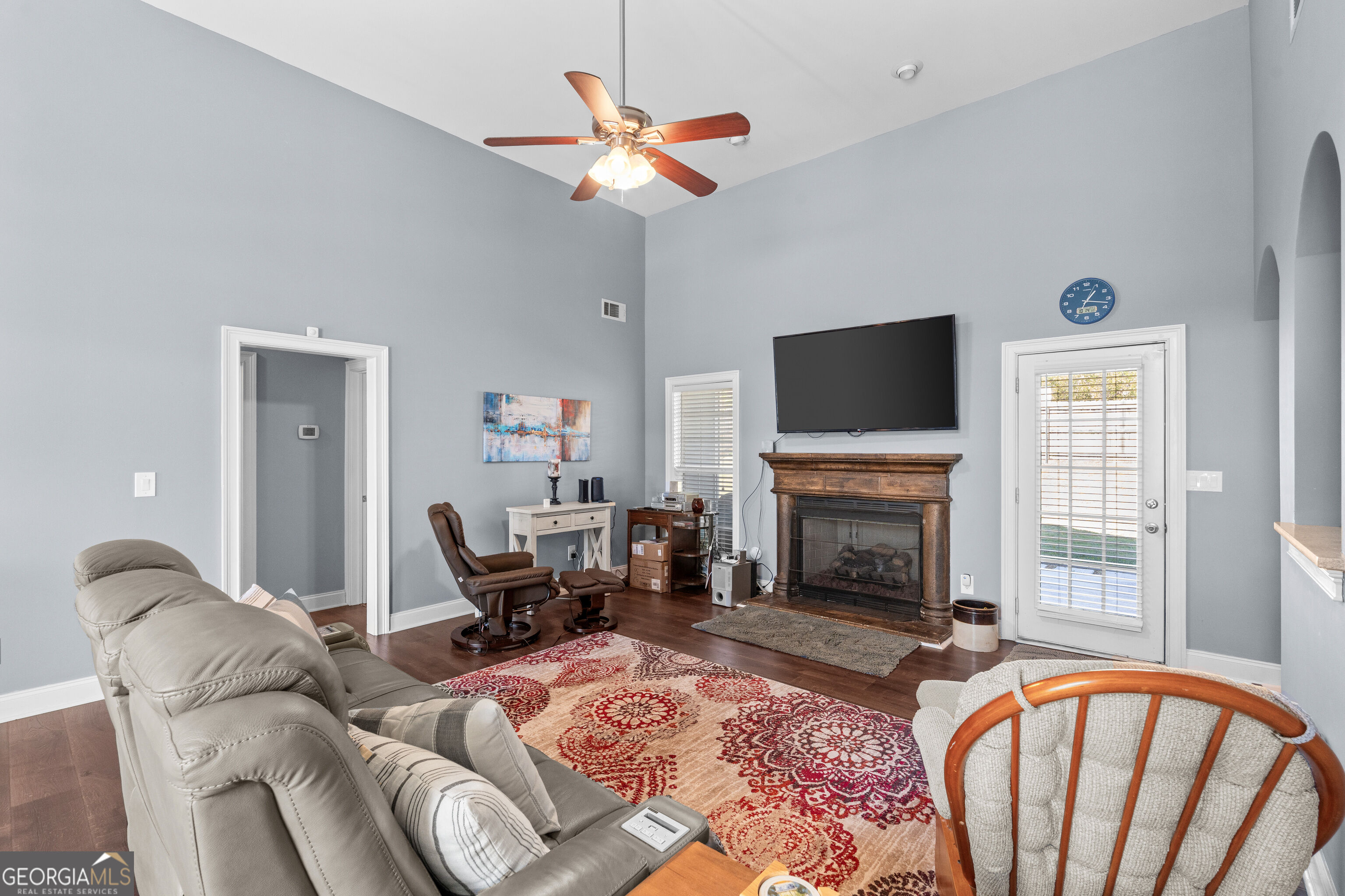 240 White Flower Circle Property Photo 10