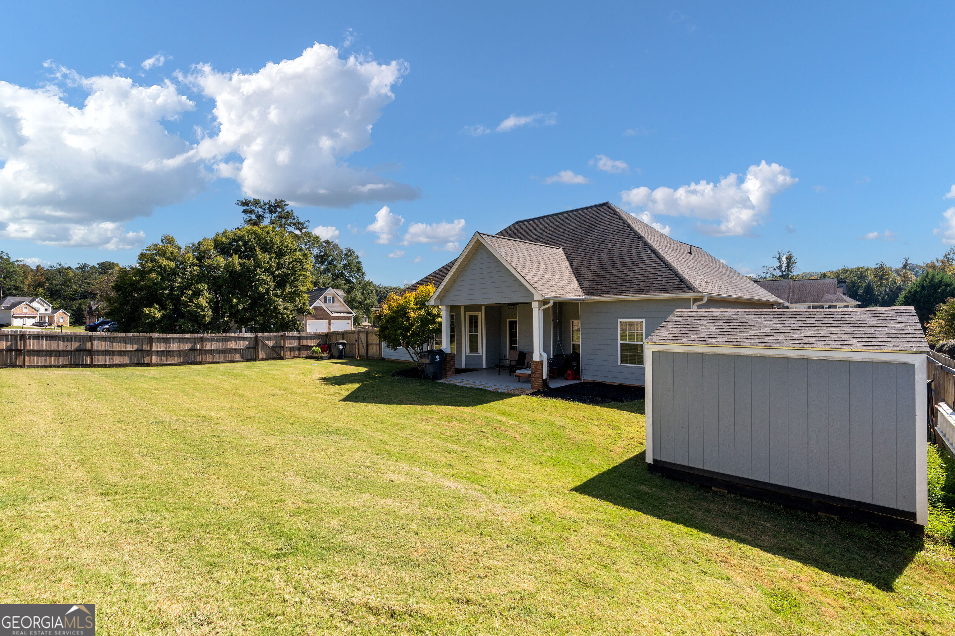 240 White Flower Circle Property Photo 34