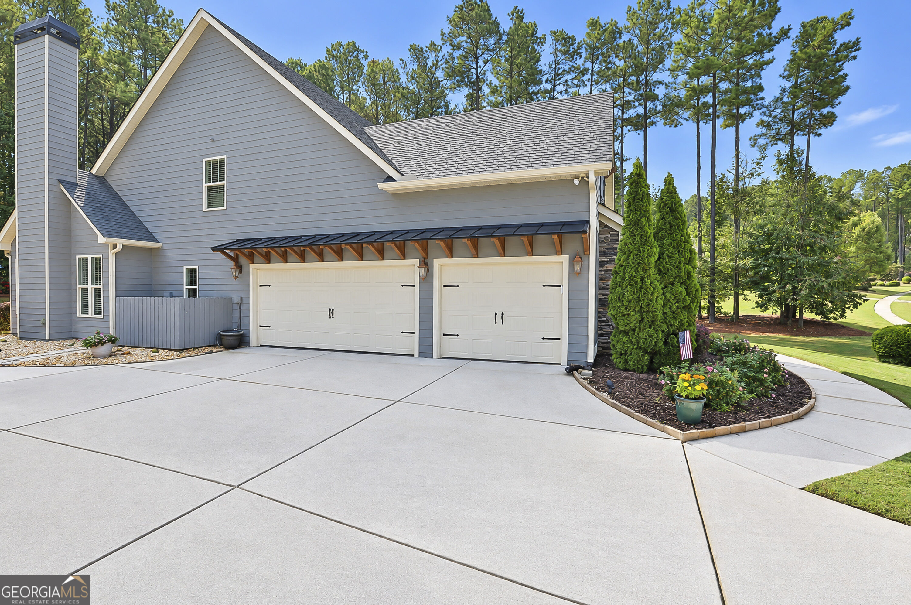 104 Wynnward Way Property Photo 5