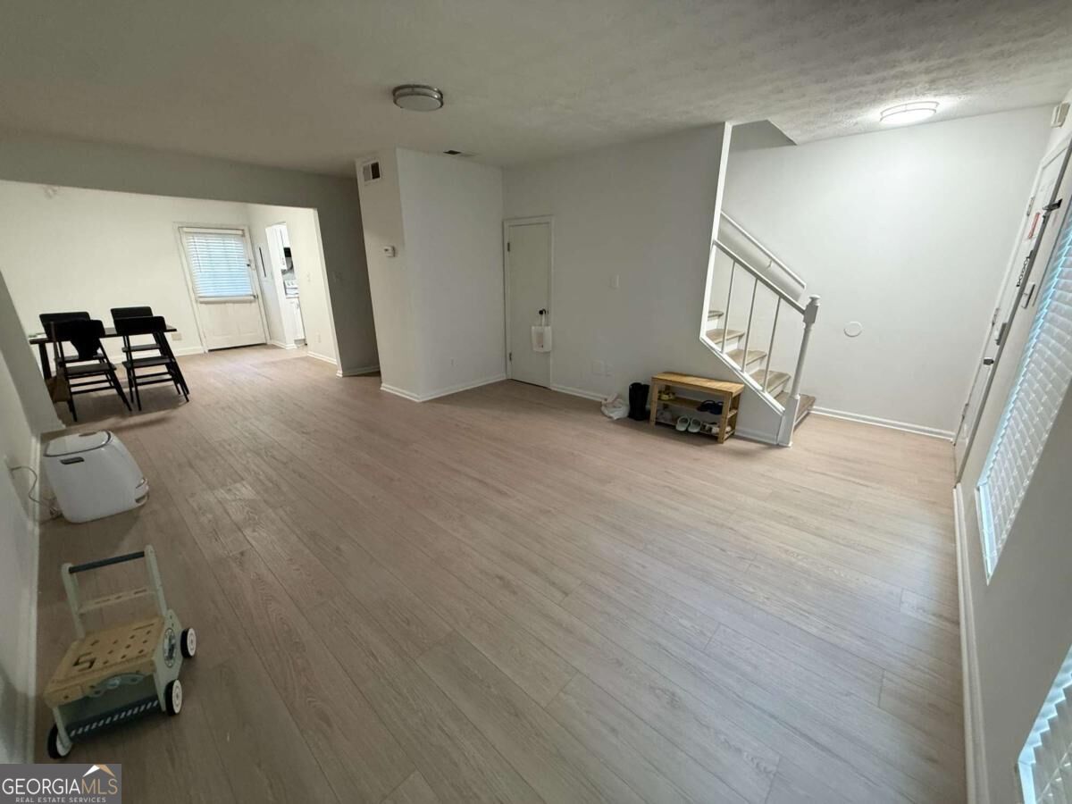 343 Chalfont Drive # 44 Property Photo 3