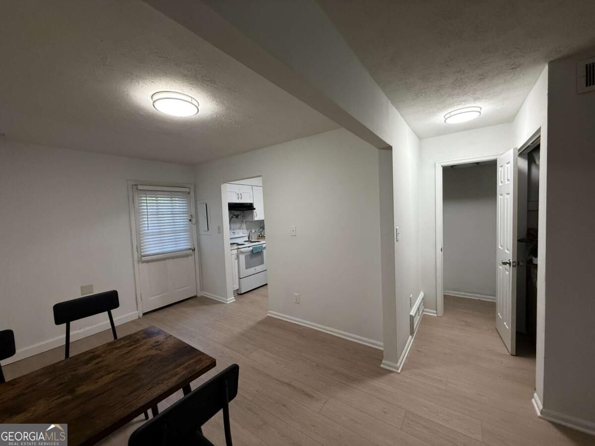 343 Chalfont Drive # 44 Property Photo 4