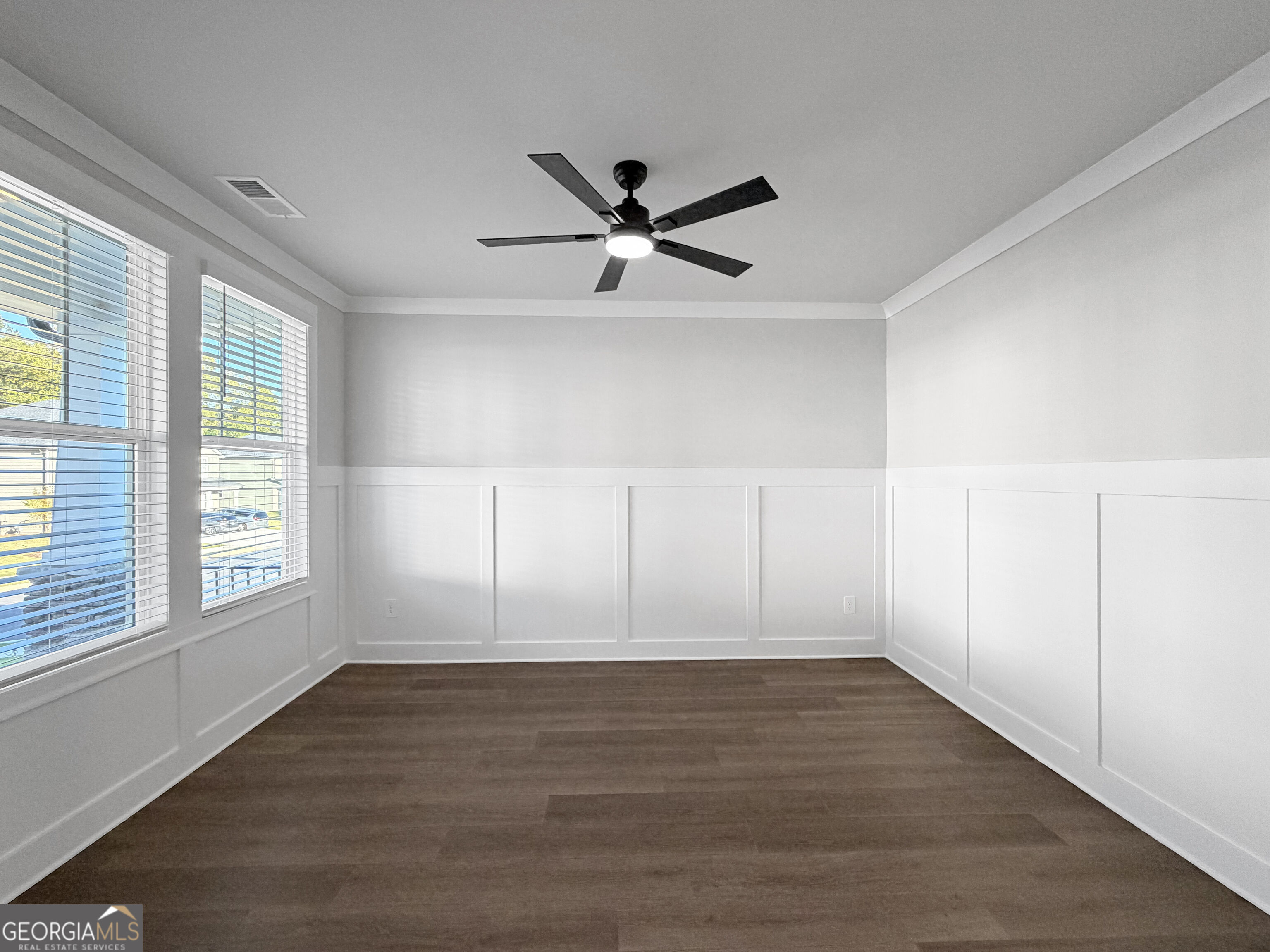 5916 Cabernet Lane Property Photo 4