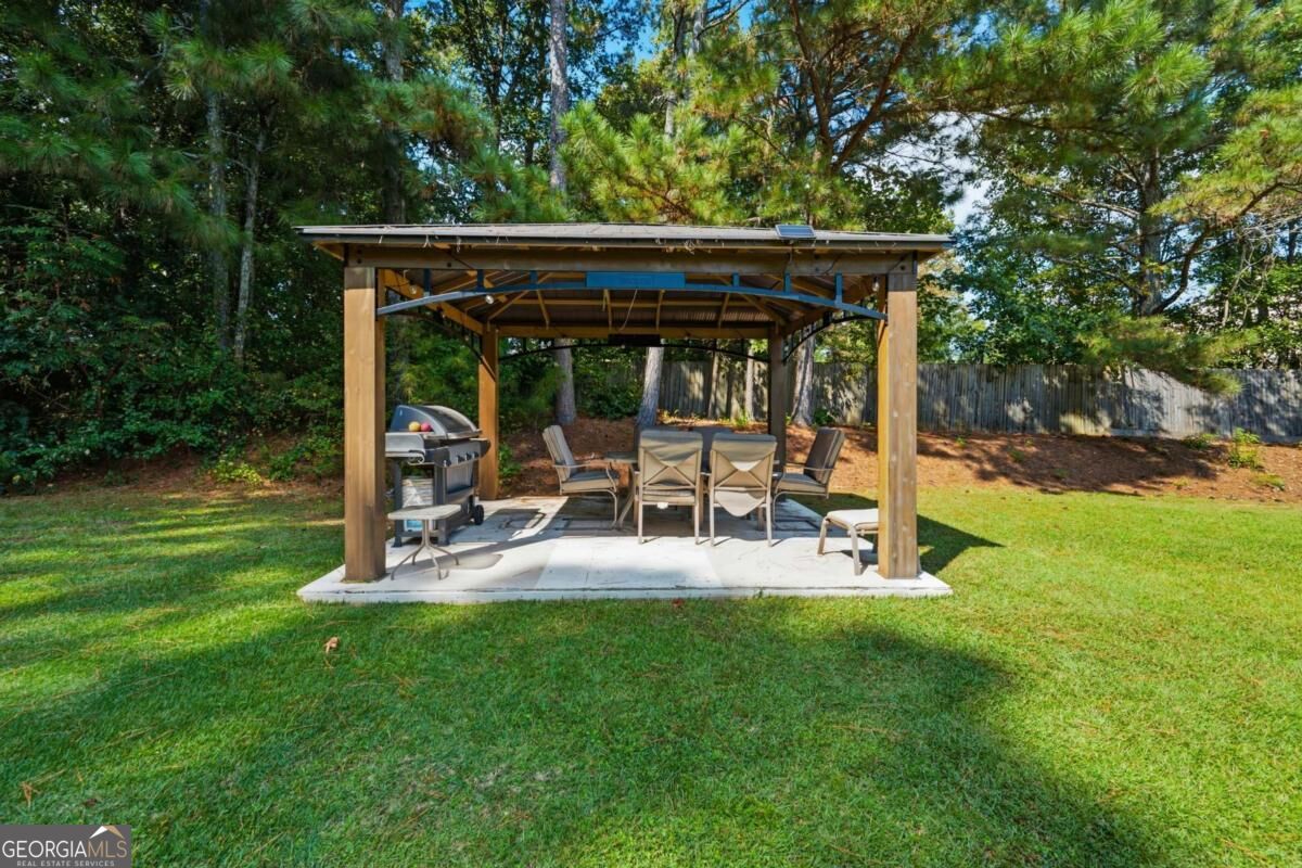 1490 Chalet Circle Property Photo 34