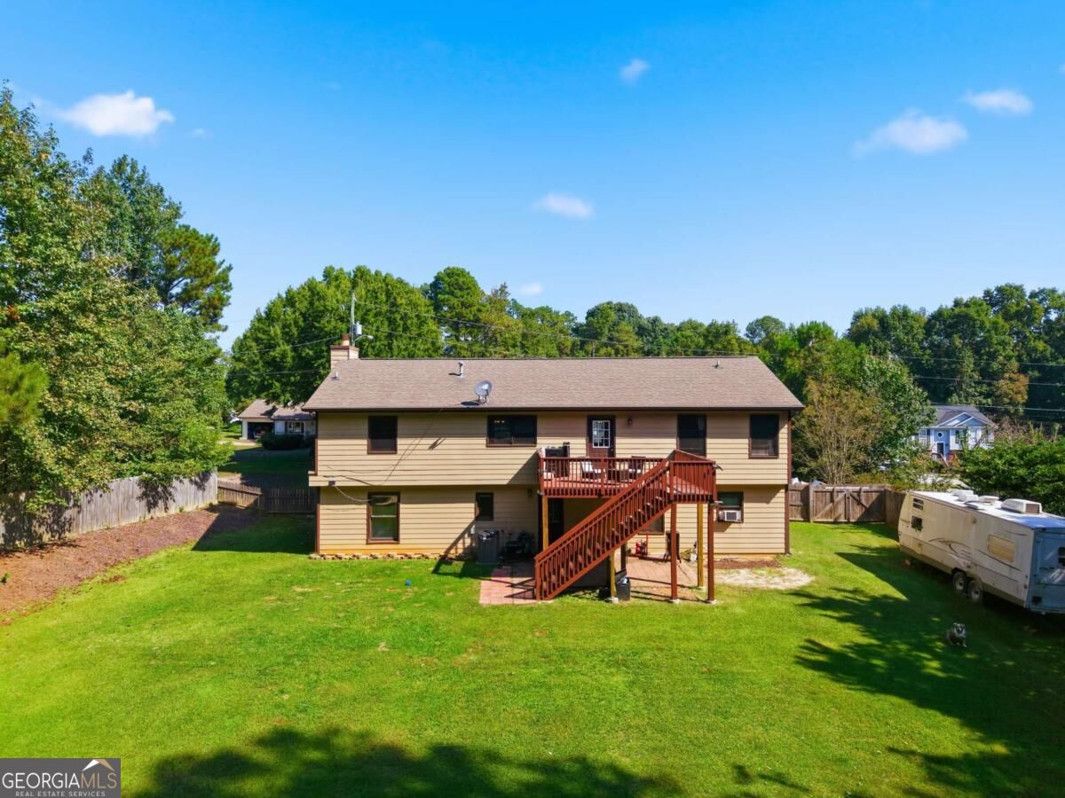 1490 Chalet Circle Property Photo 37