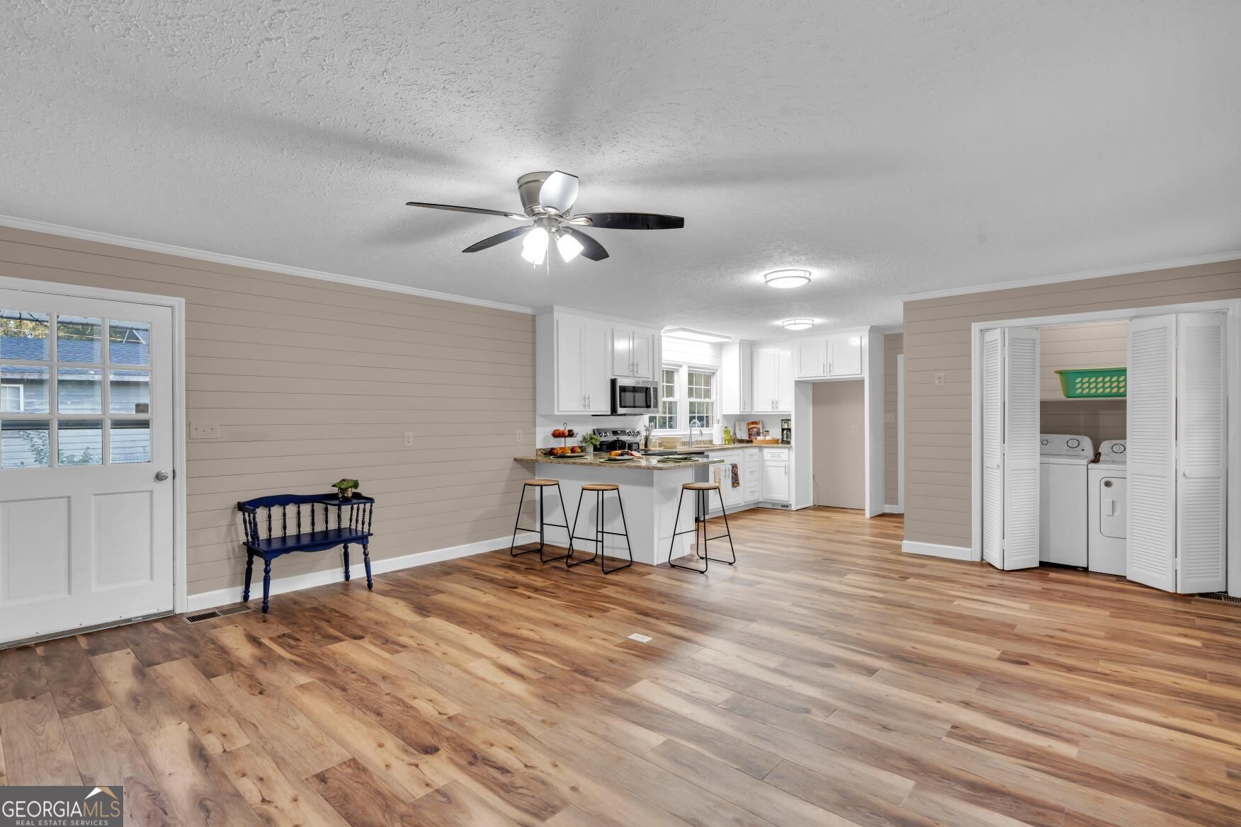 208 Comer Drive Property Photo 15