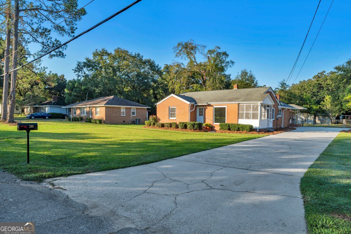 208 Comer Drive Property Photo 34