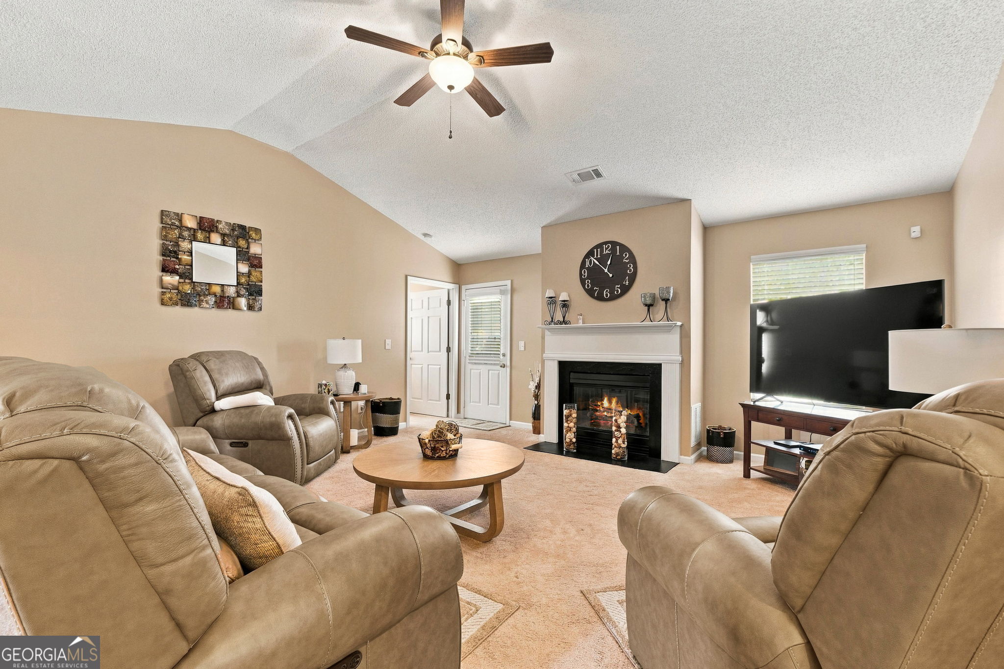 255 Galway Lane Property Photo 8
