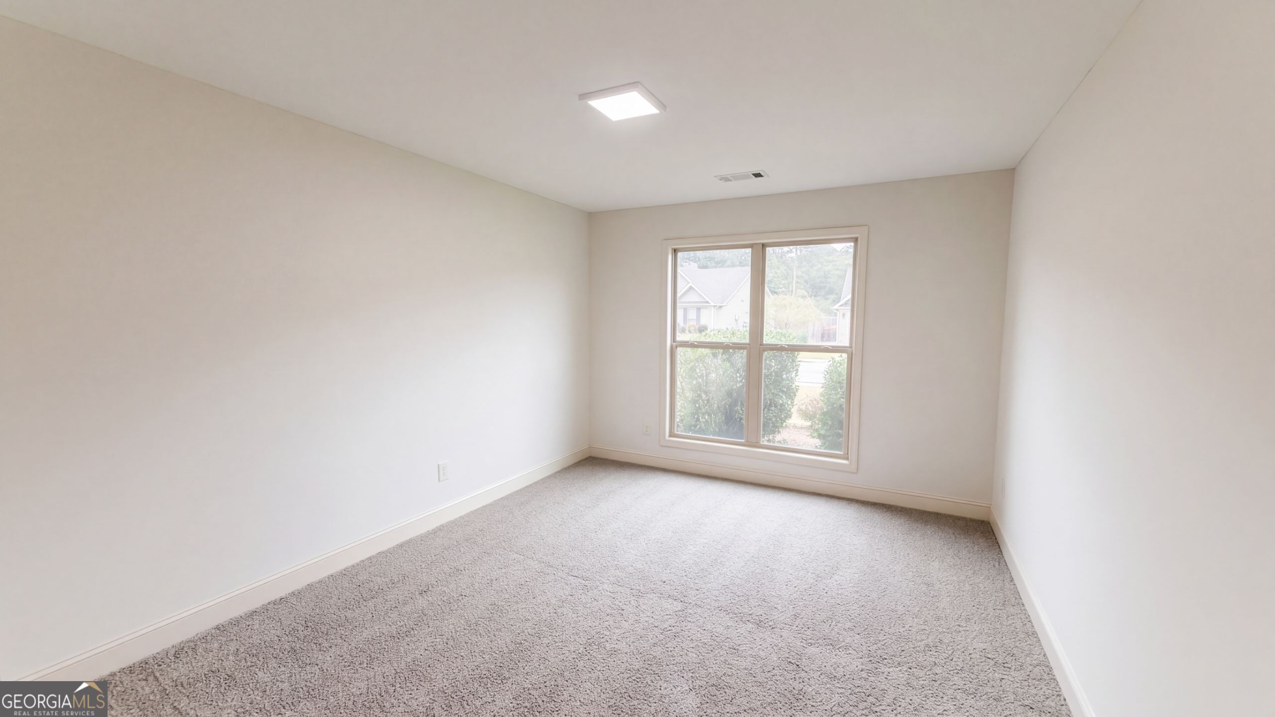 81 Livingston Court Property Photo 16