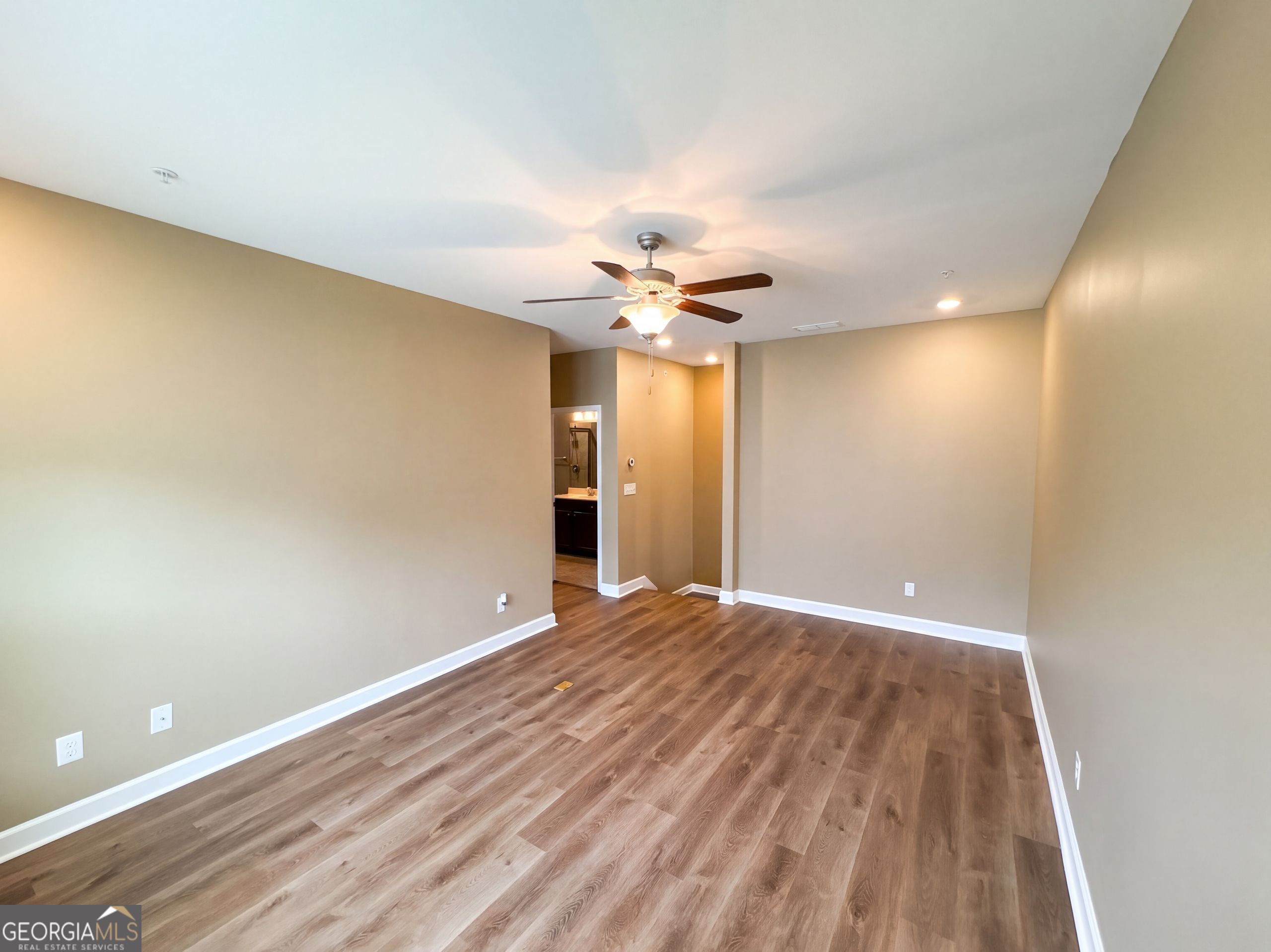 150 Westover Commons Property Photo 7