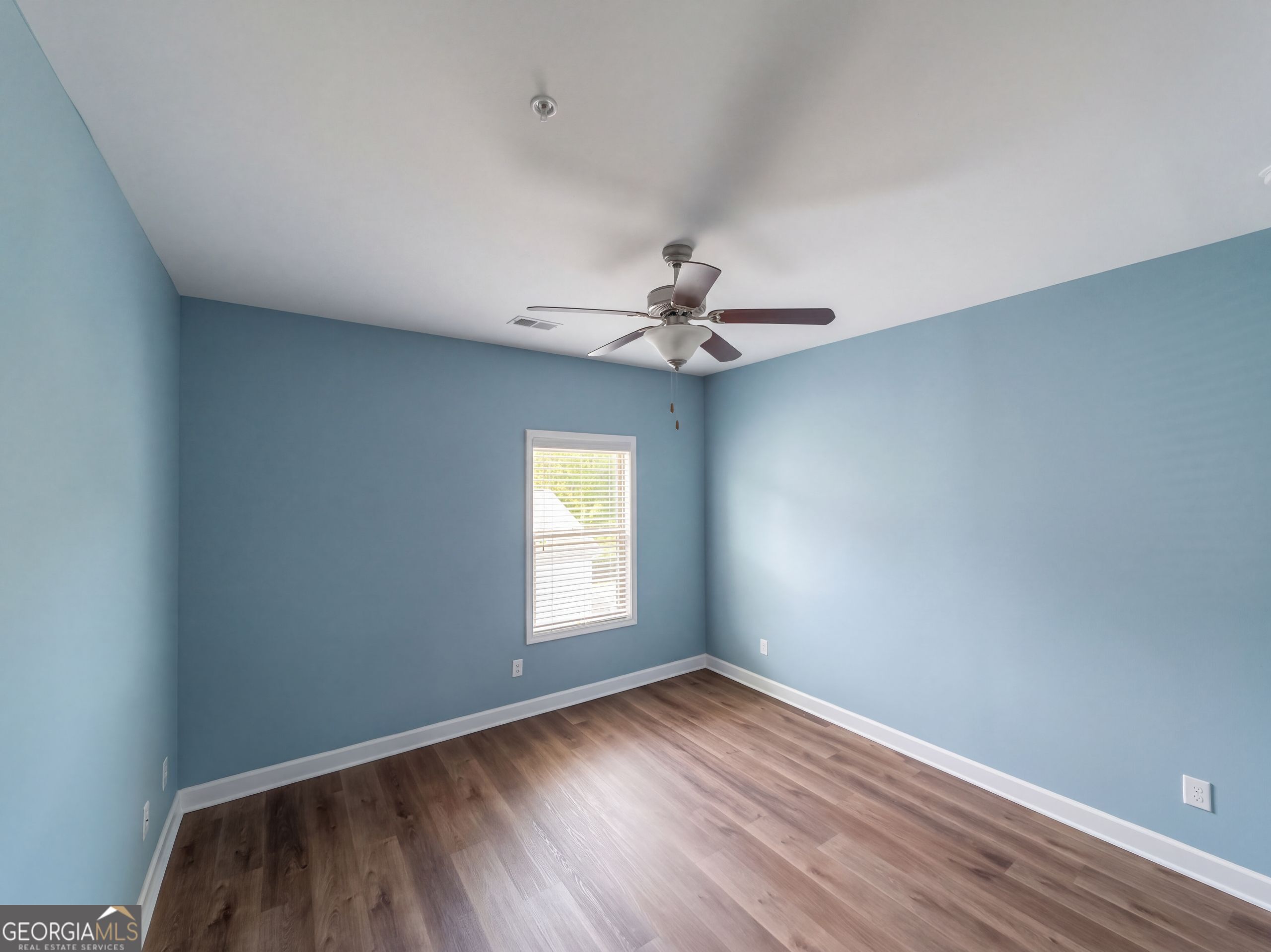 150 Westover Commons Property Photo 14