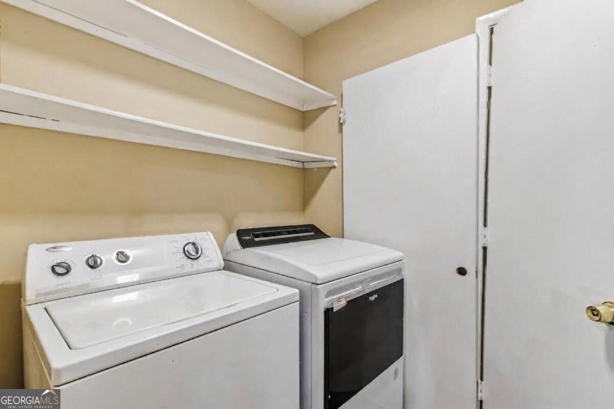 1594 Dellwood Circle Property Photo 16