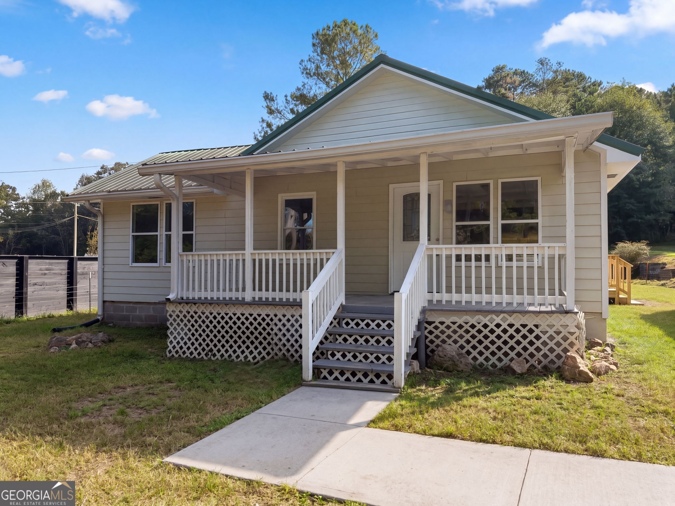 670 Roland Hayes Parkway Sw Property Photo 1