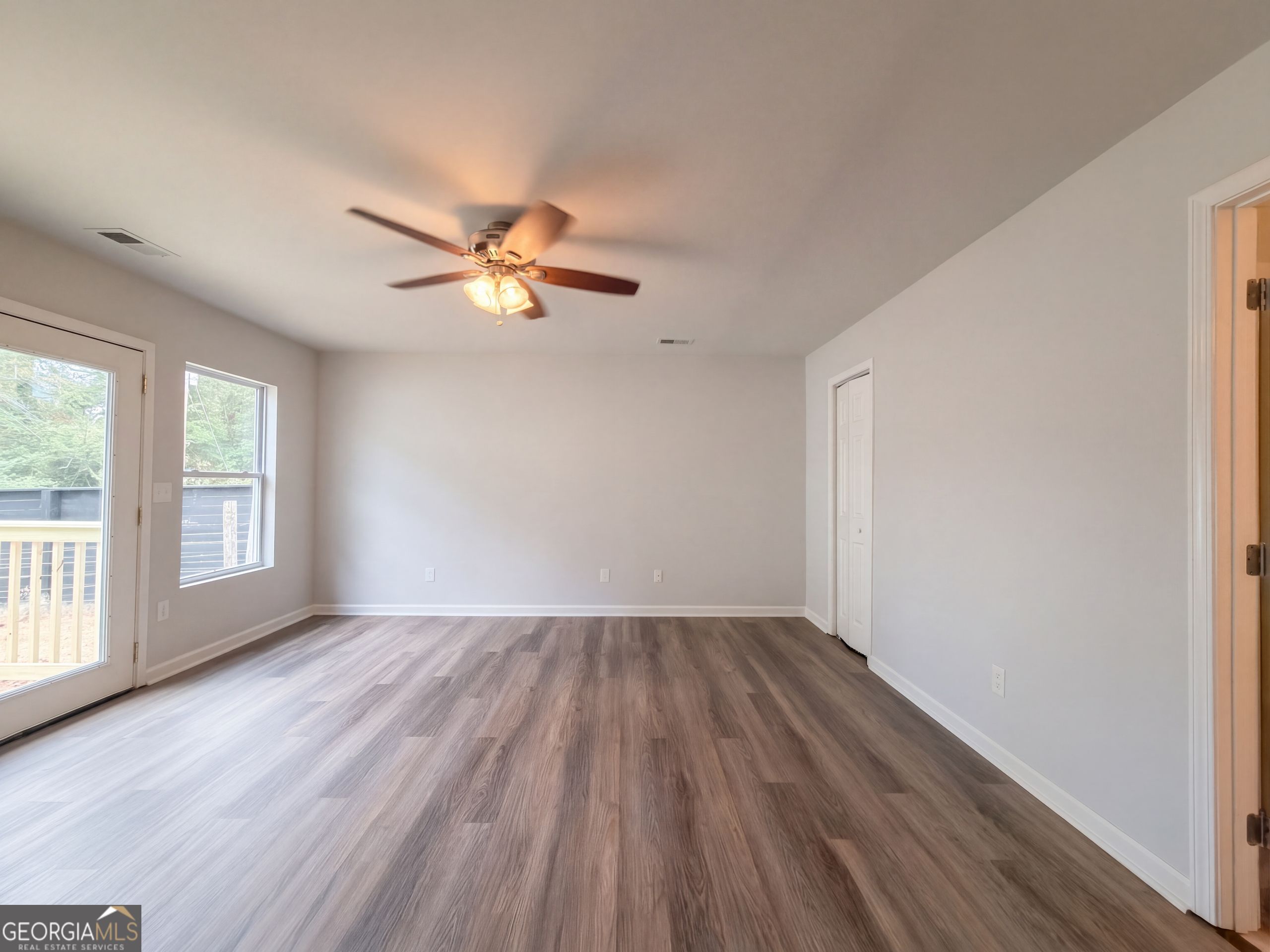670 Roland Hayes Parkway Sw Property Photo 4