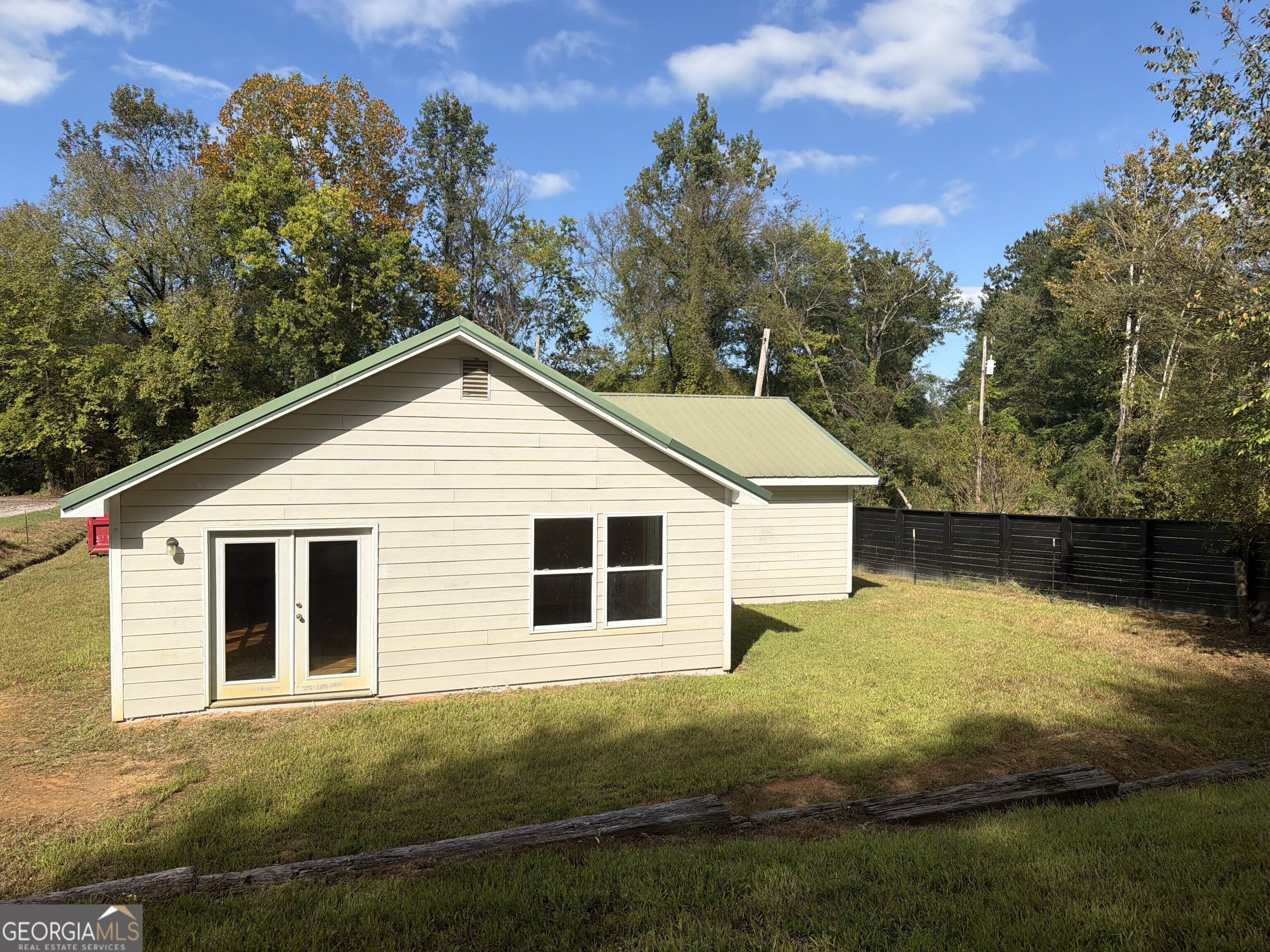 670 Roland Hayes Parkway Sw Property Photo 5