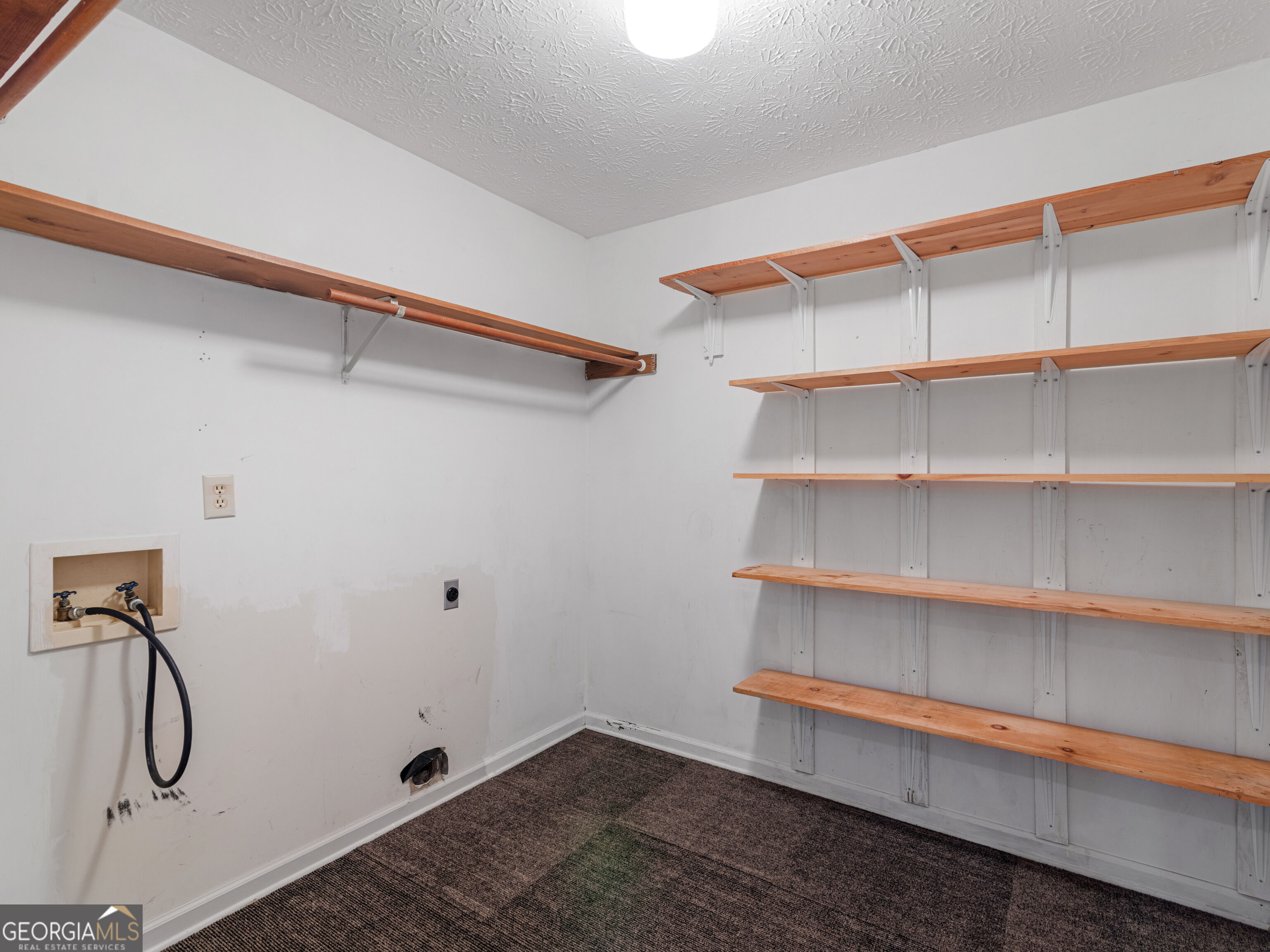 720 Kirkland Road Property Photo 24