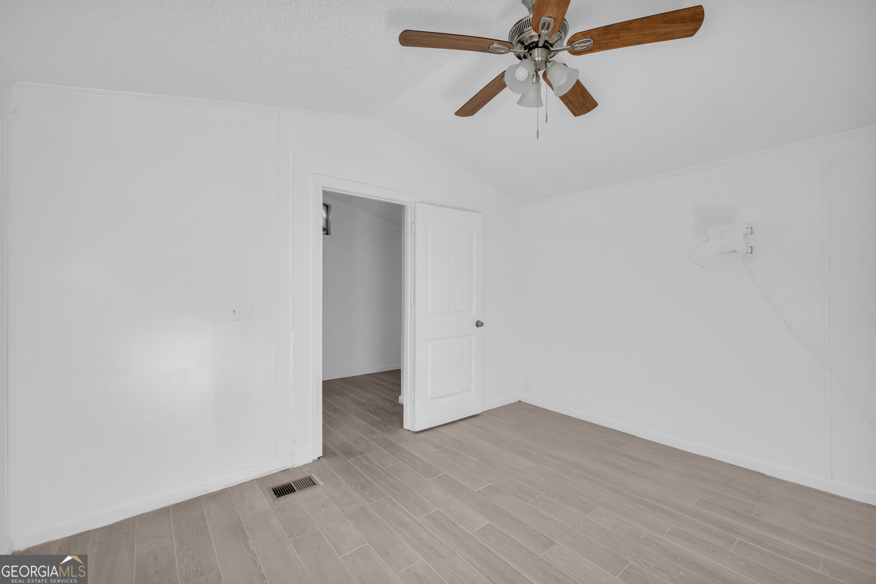 2023 Stephens Road Property Photo 13
