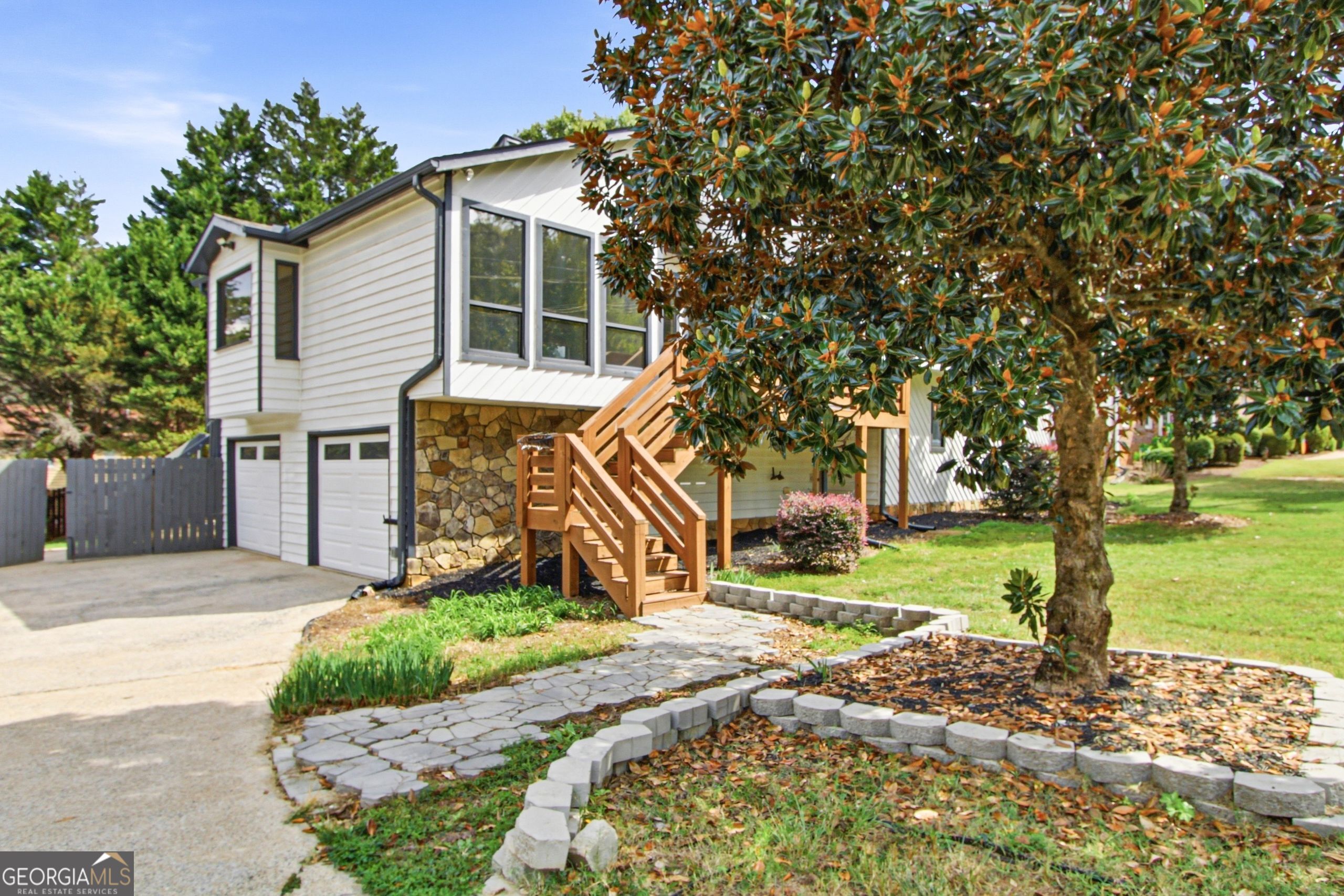 1907 Kemp Road Property Photo 25