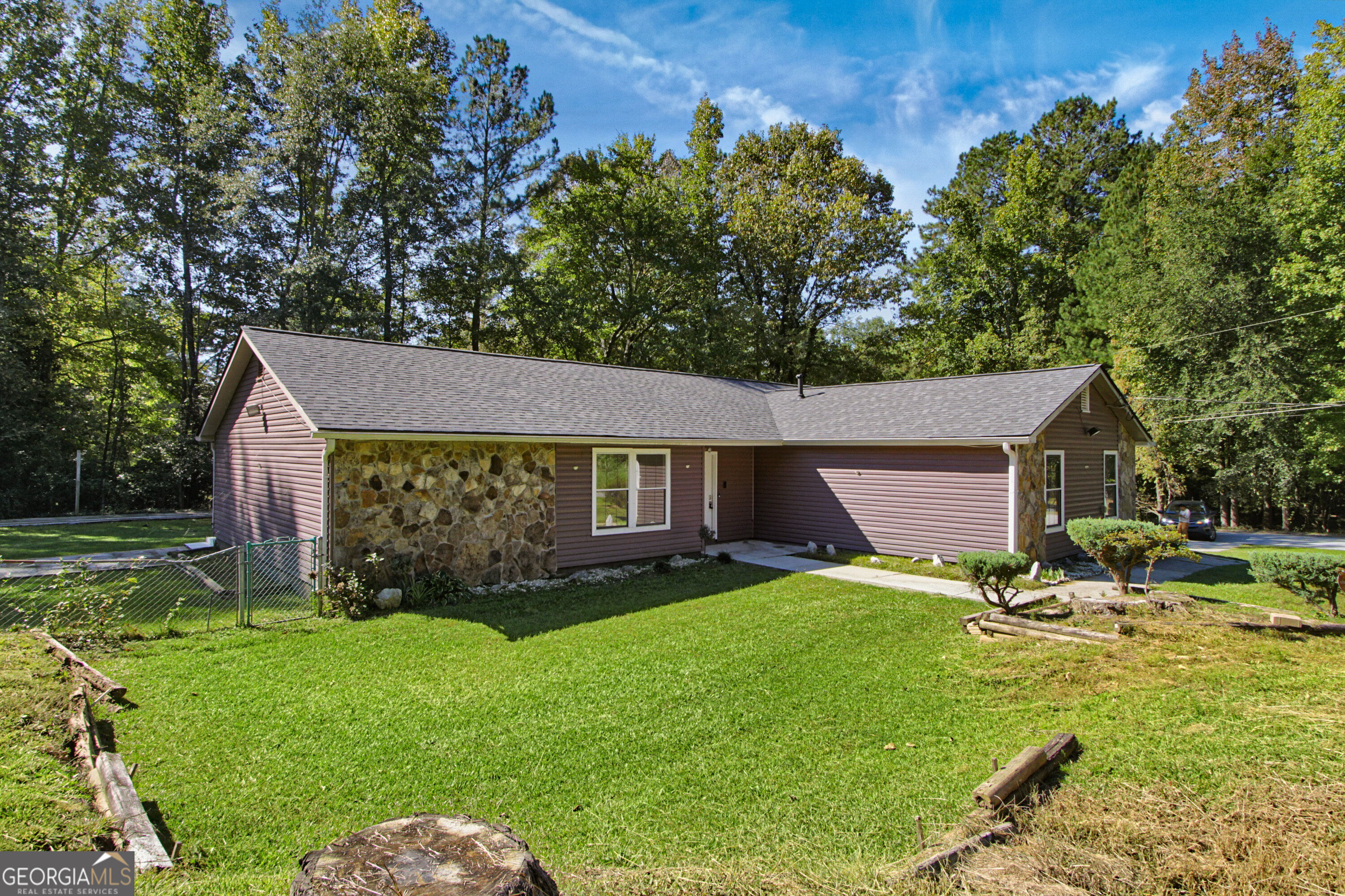 5683 Cape Cod Lane Property Photo 1