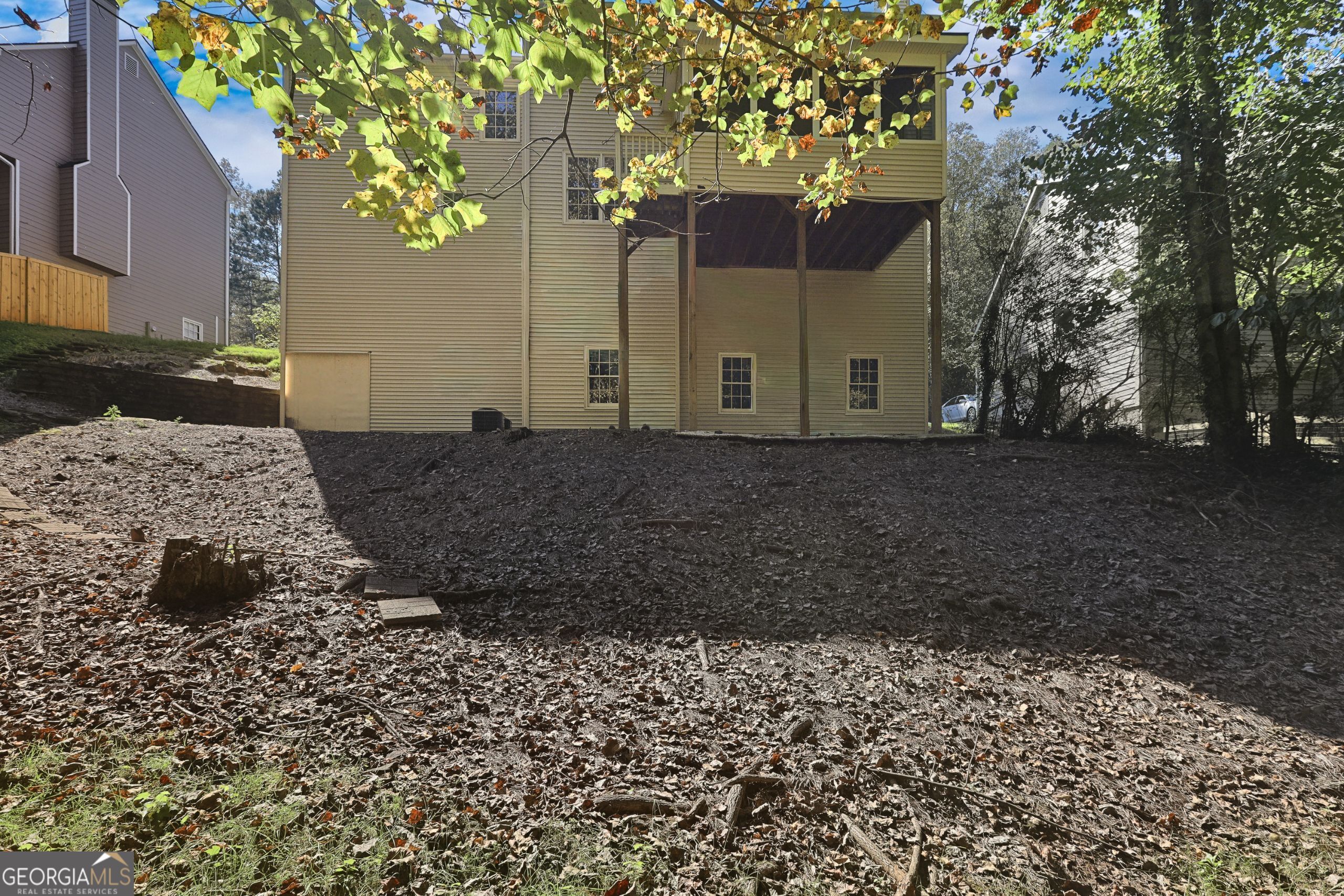 1077 Angel Lane Property Photo 5