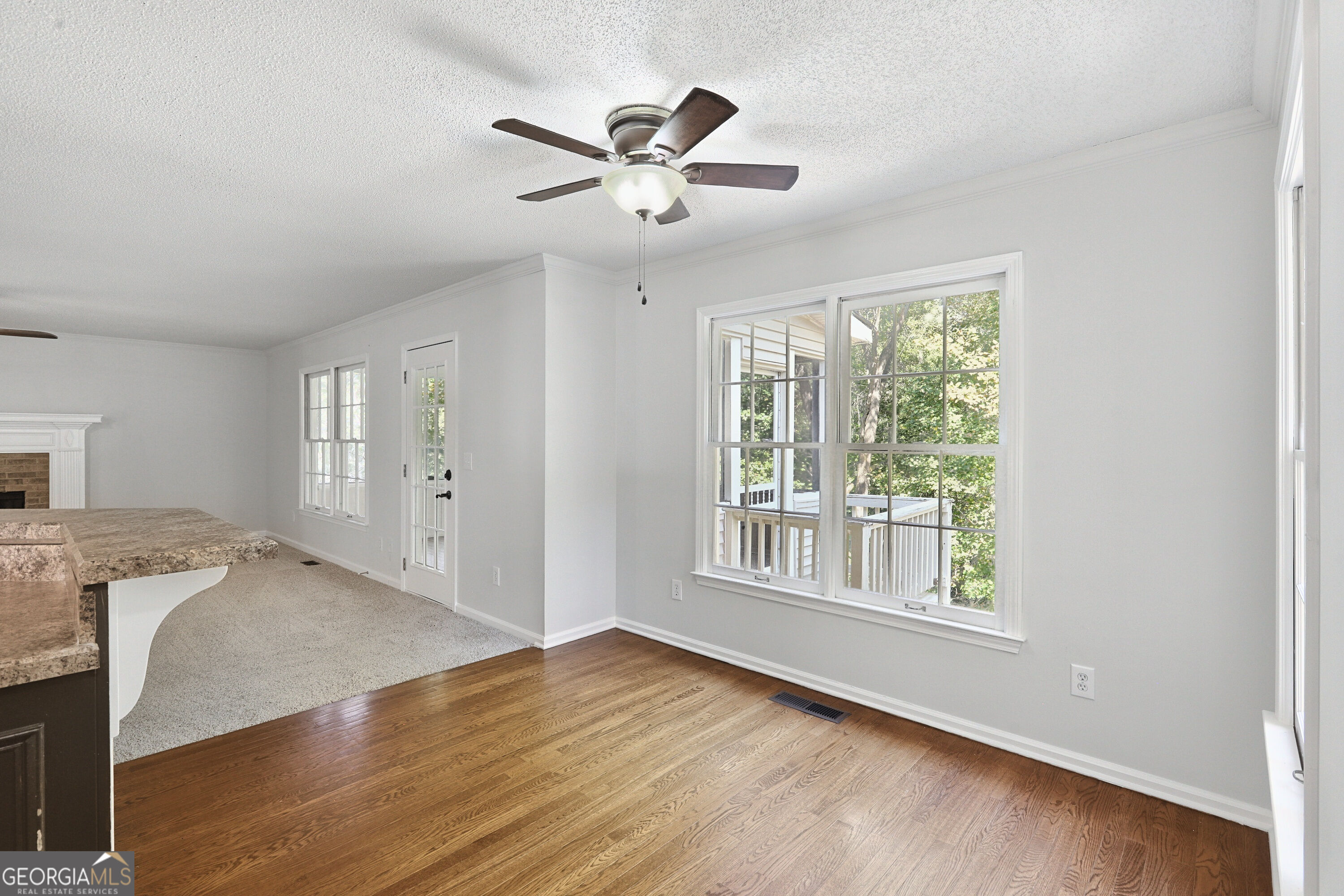 1077 Angel Lane Property Photo 11