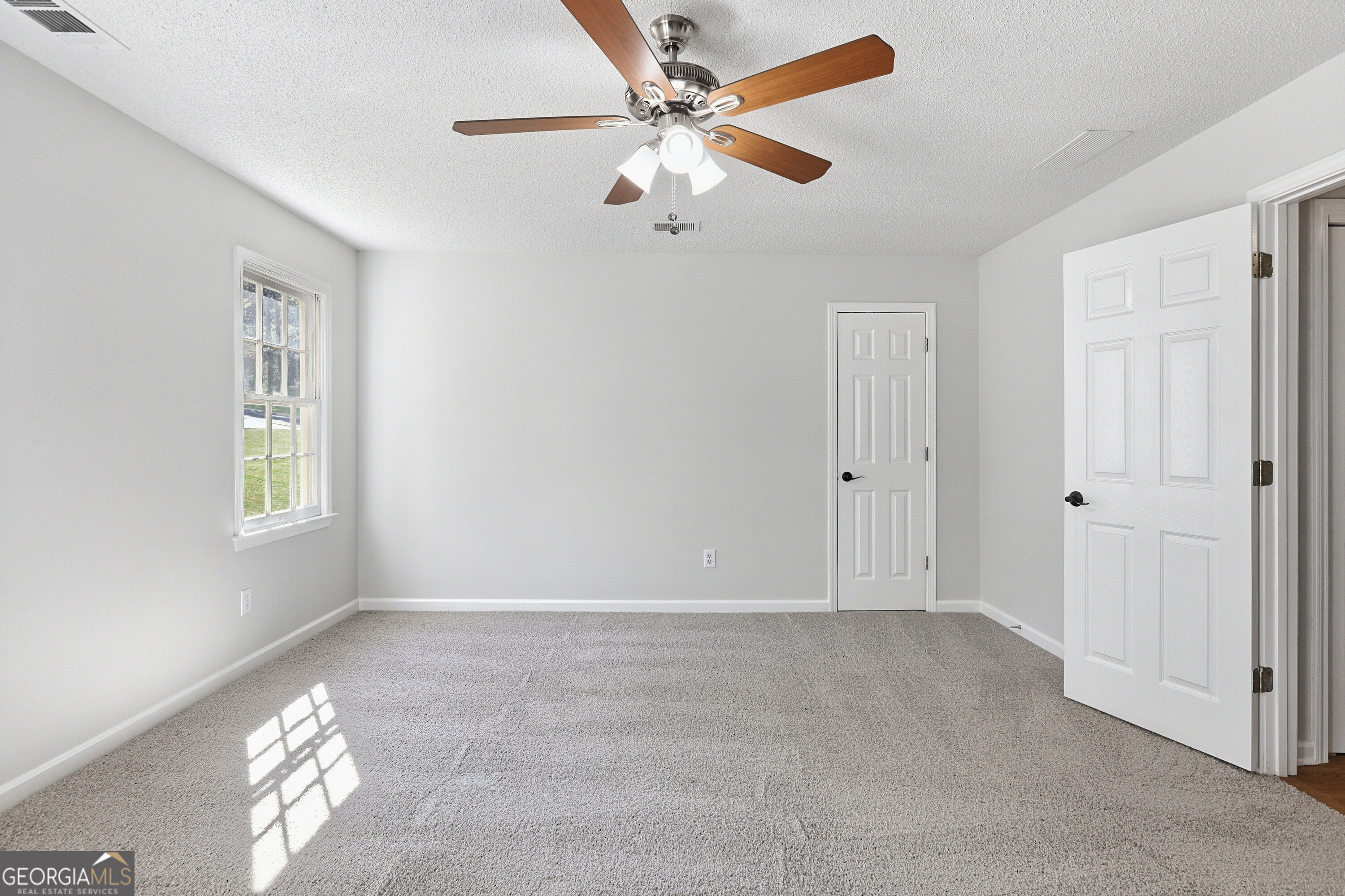 1077 Angel Lane Property Photo 25