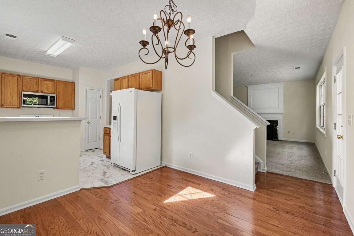 6915 Silver Bend Place Property Photo 11