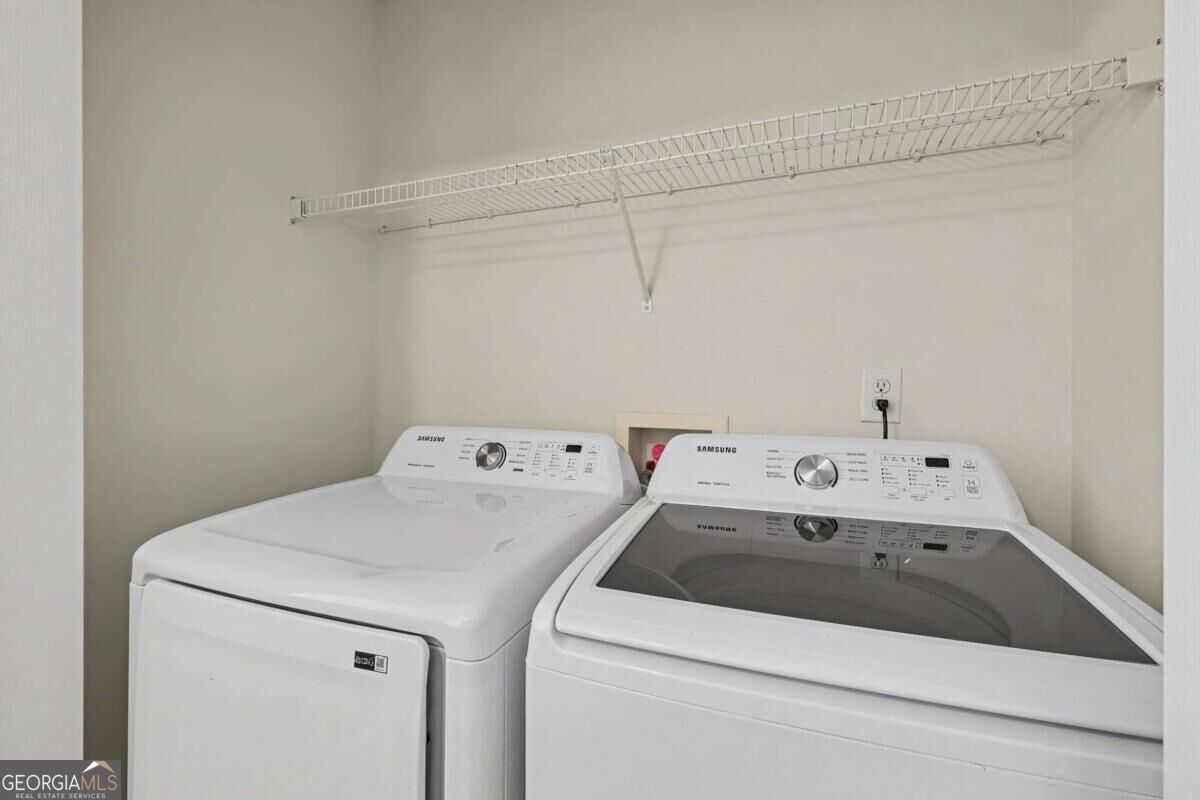6915 Silver Bend Place Property Photo 29