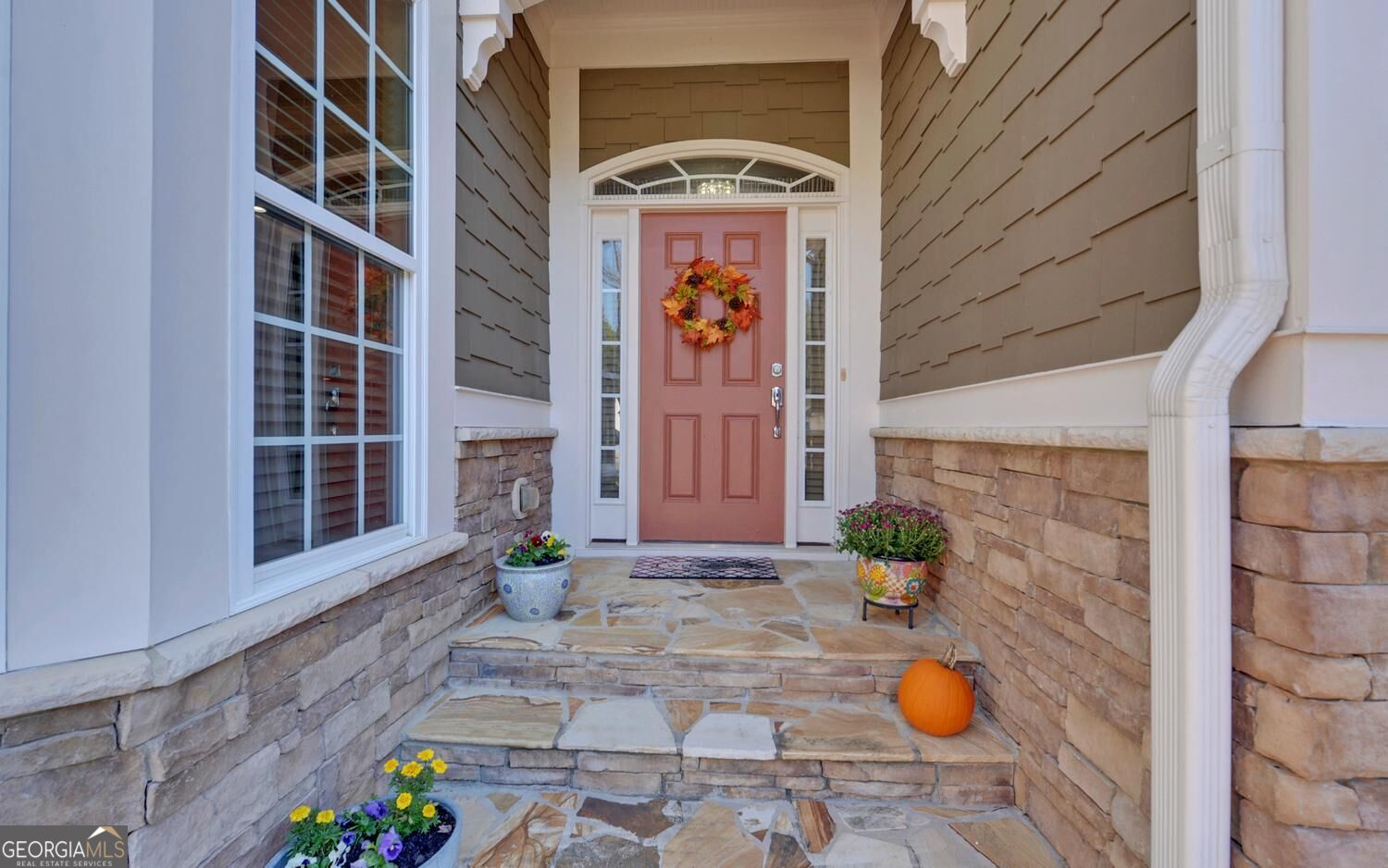 6537 Autumn Crest Lane Property Photo 3