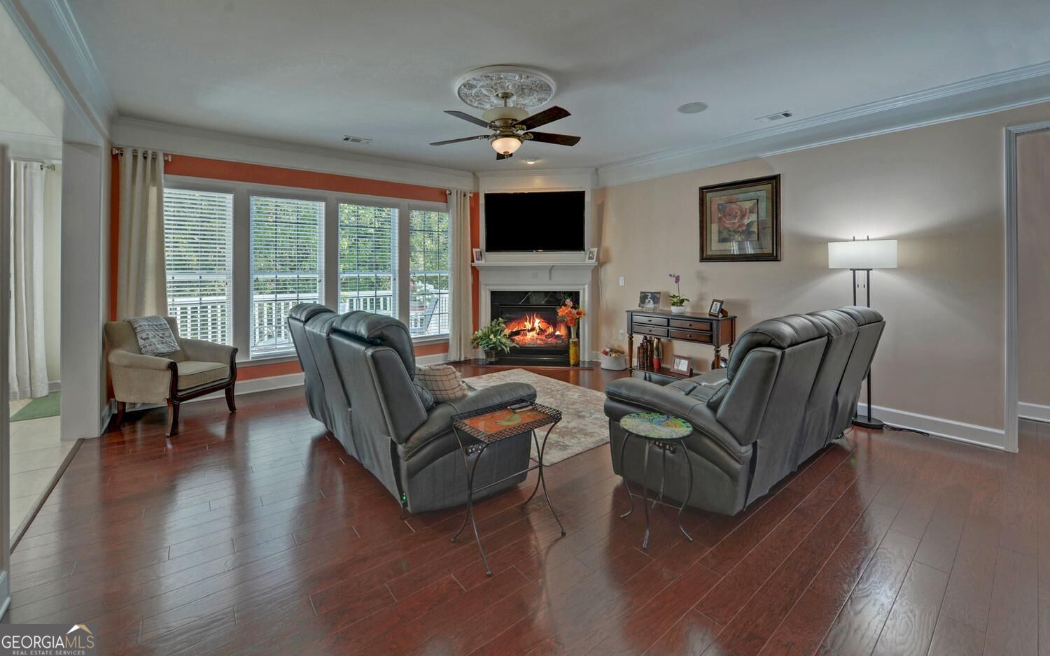 6537 Autumn Crest Lane Property Photo 9