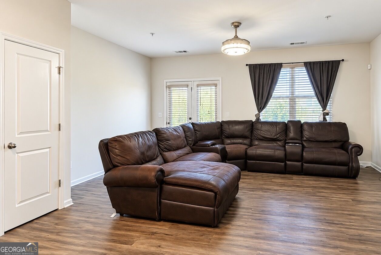 11903 Fuller Street Property Photo 9