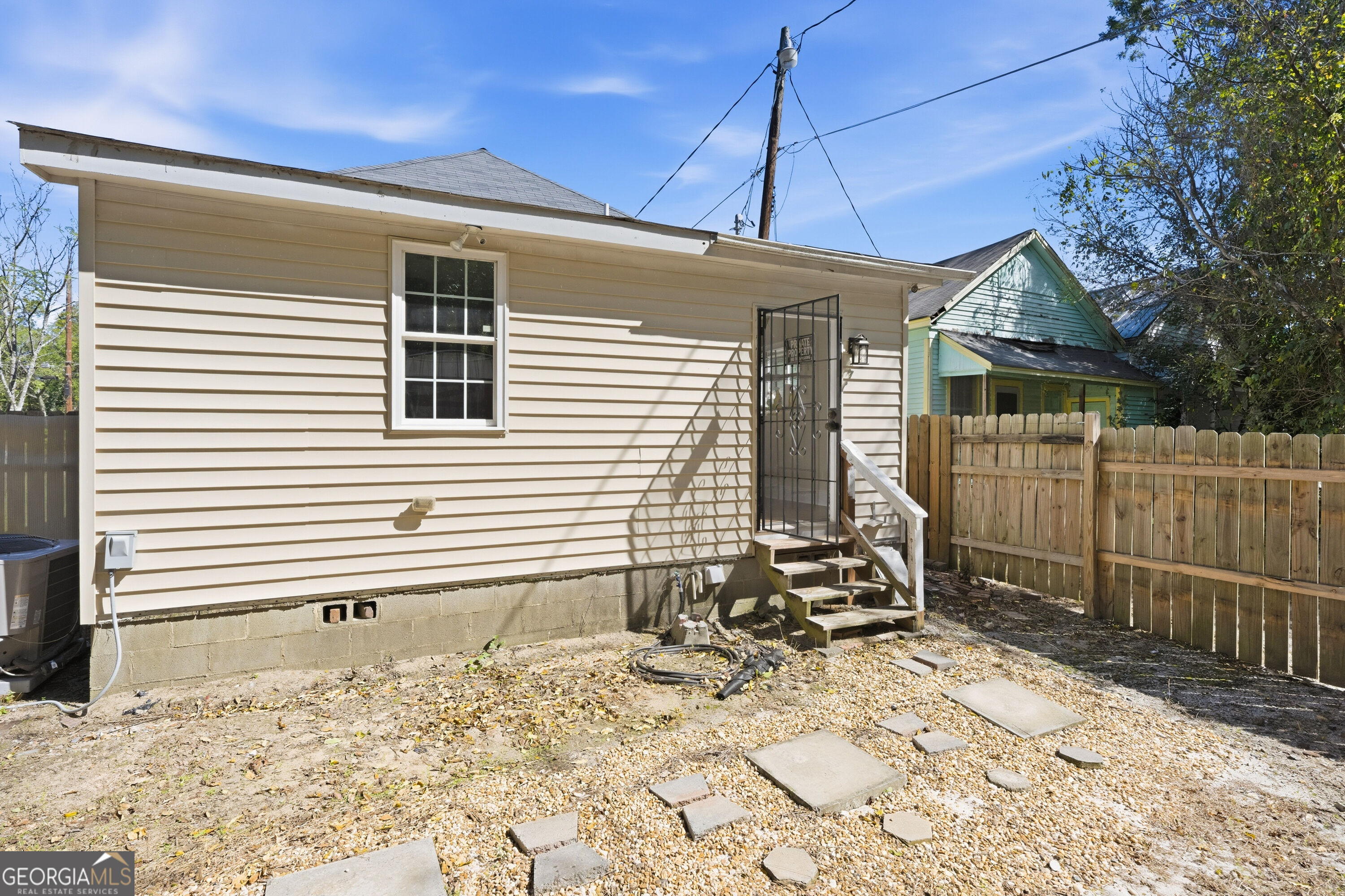 862 Elm Street Property Photo 20