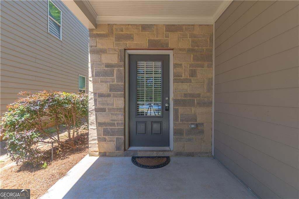 5046 Apple Grove Road Property Photo 2