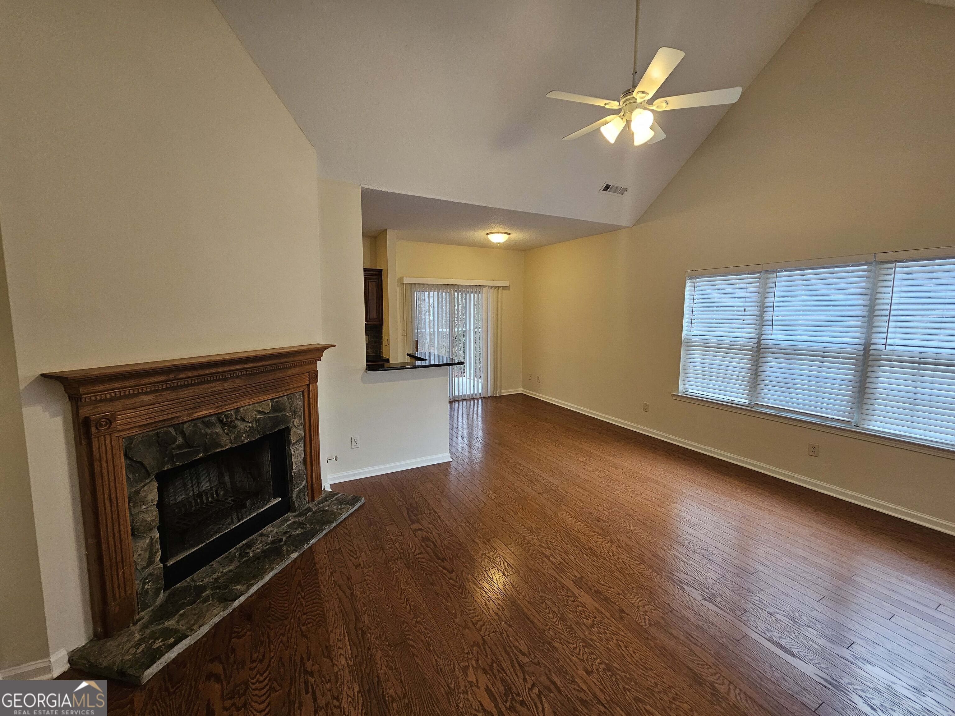 551 N Fairfield Drive Property Photo 5