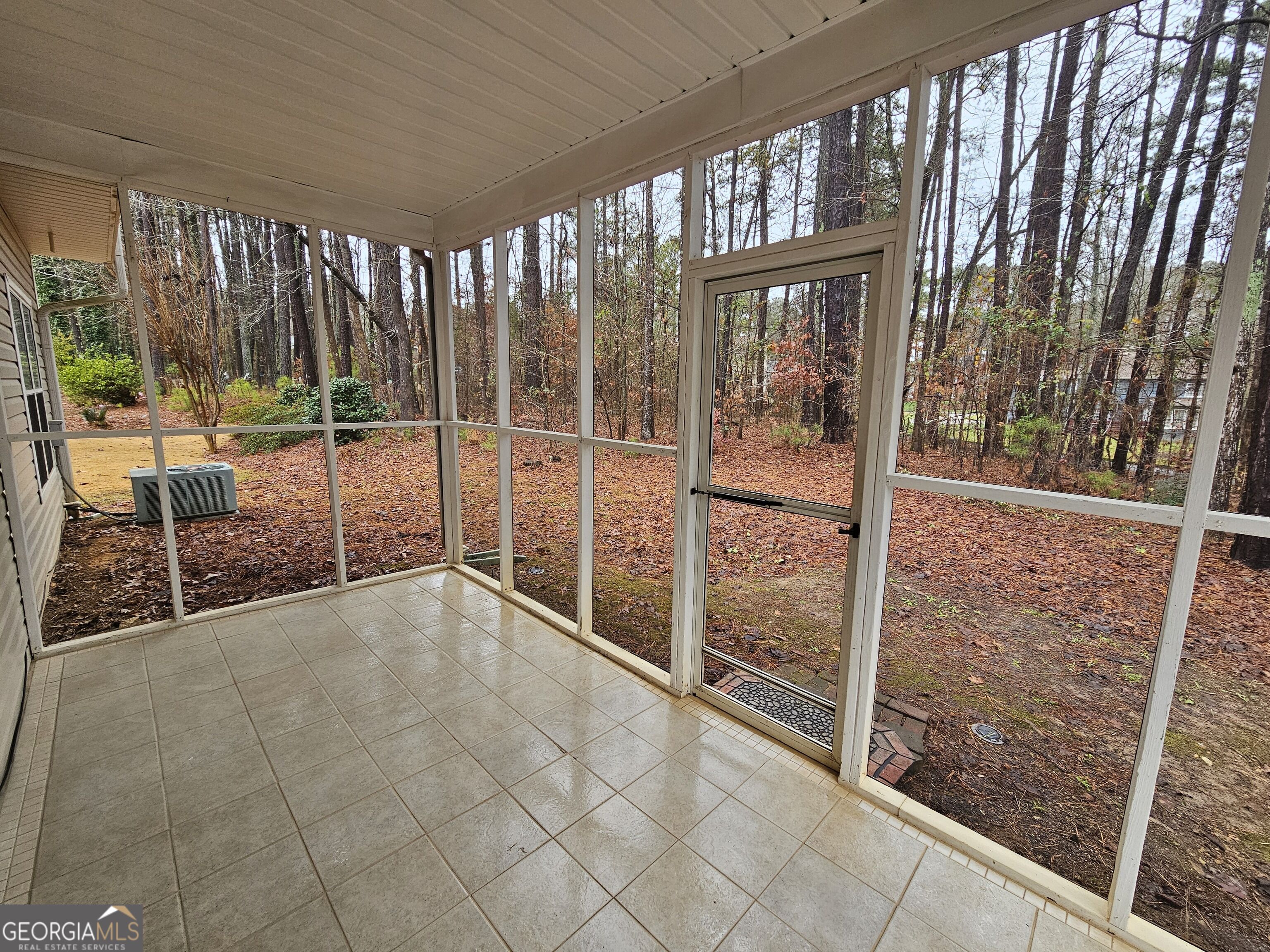 551 N Fairfield Drive Property Photo 15