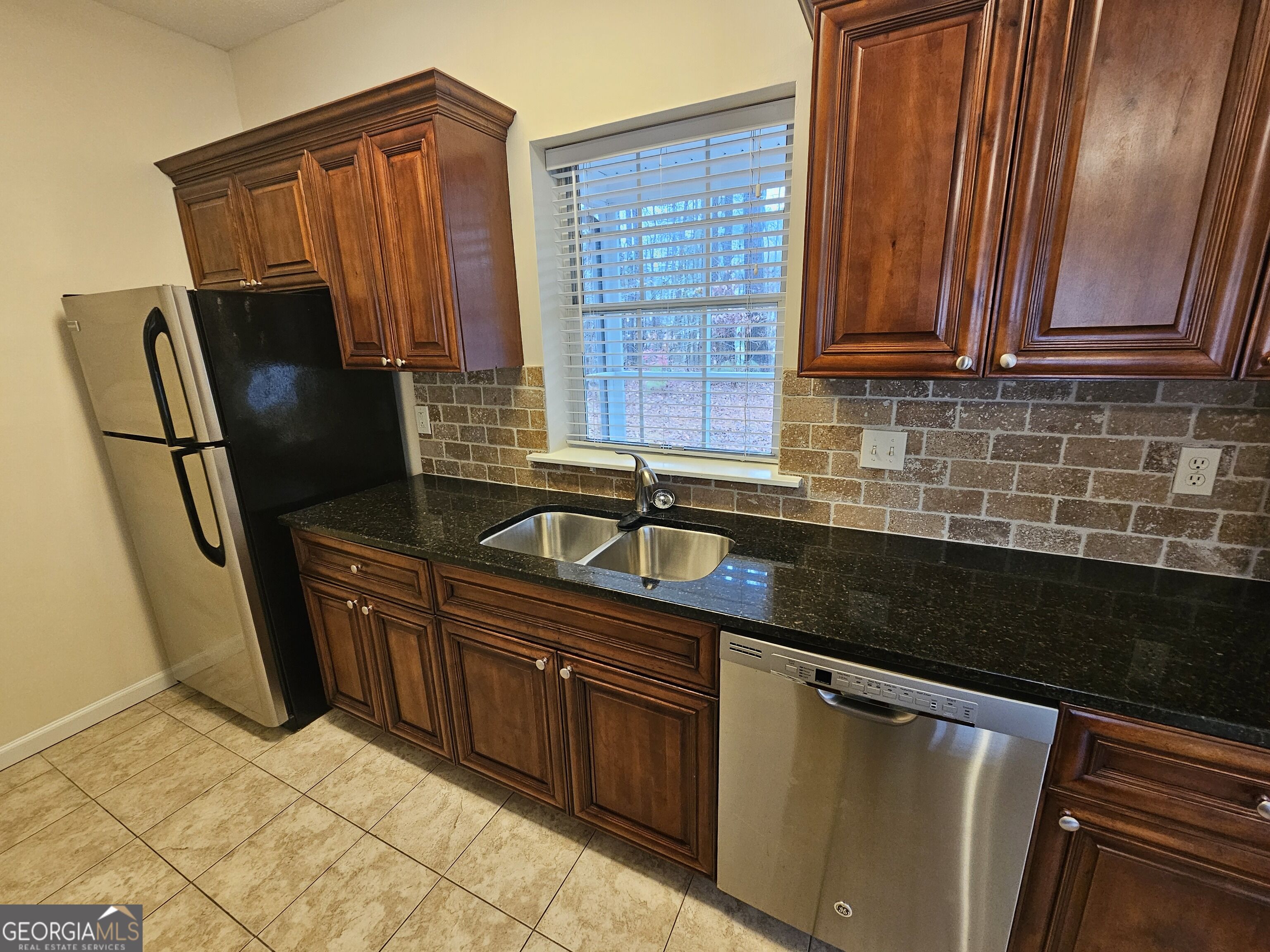 551 N Fairfield Drive Property Photo 17