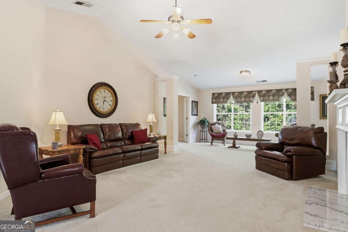 405 Leatherwood Court Property Photo 4