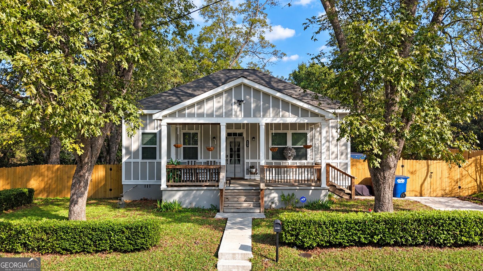 833 Richmond Street Property Photo 44