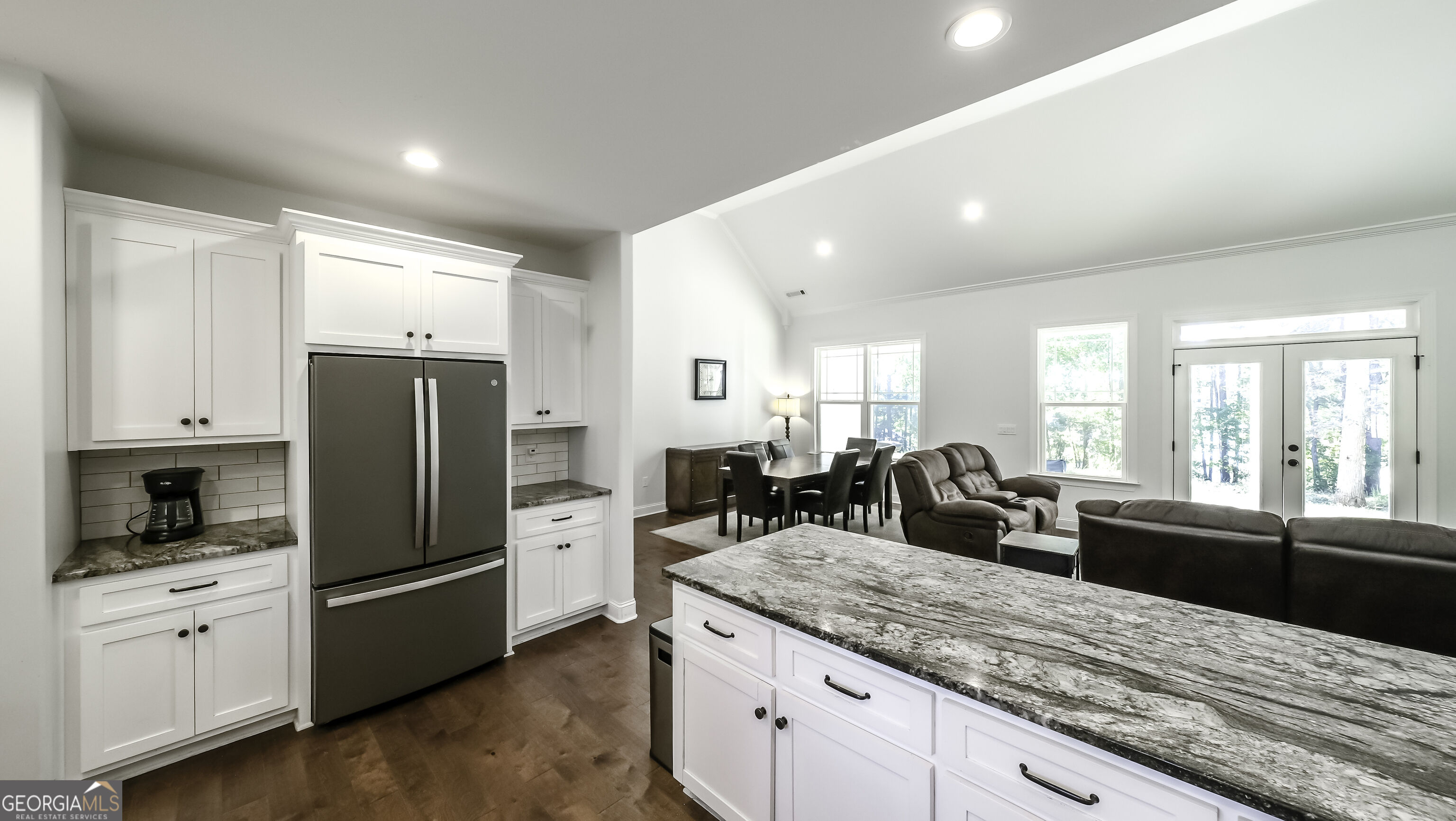 5286 Greenway Drive Property Photo 13