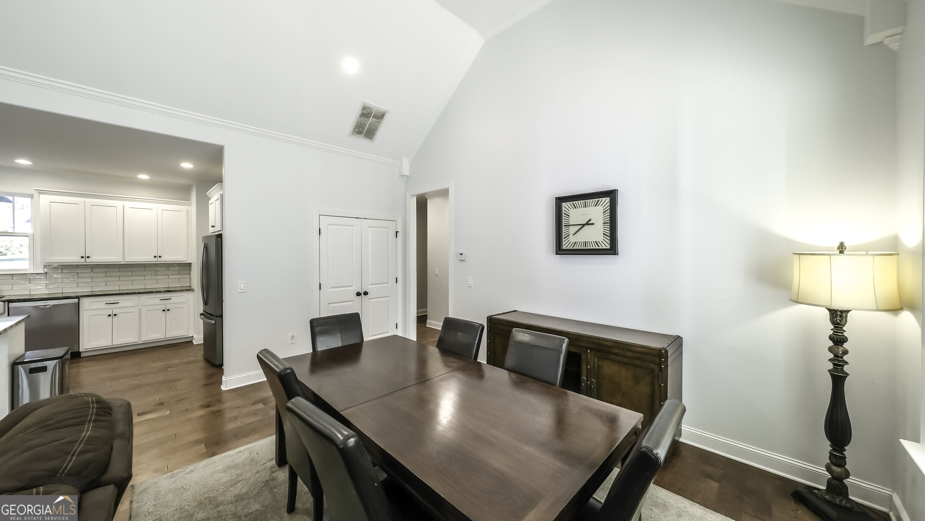 5286 Greenway Drive Property Photo 14
