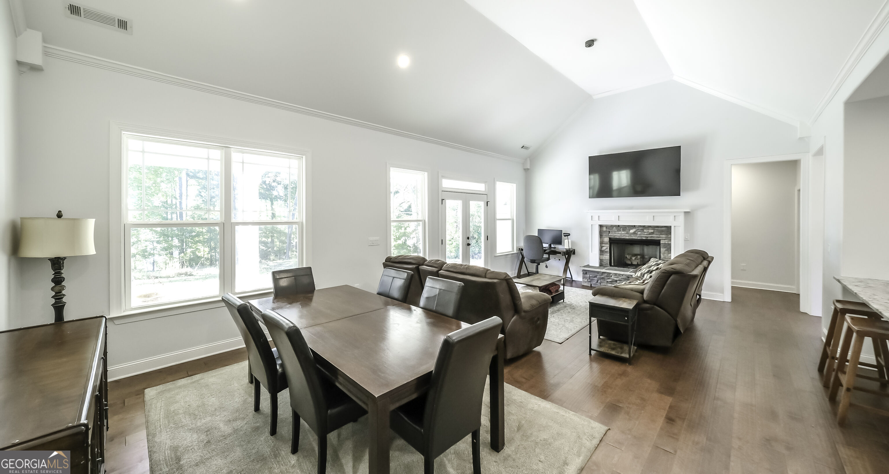 5286 Greenway Drive Property Photo 16