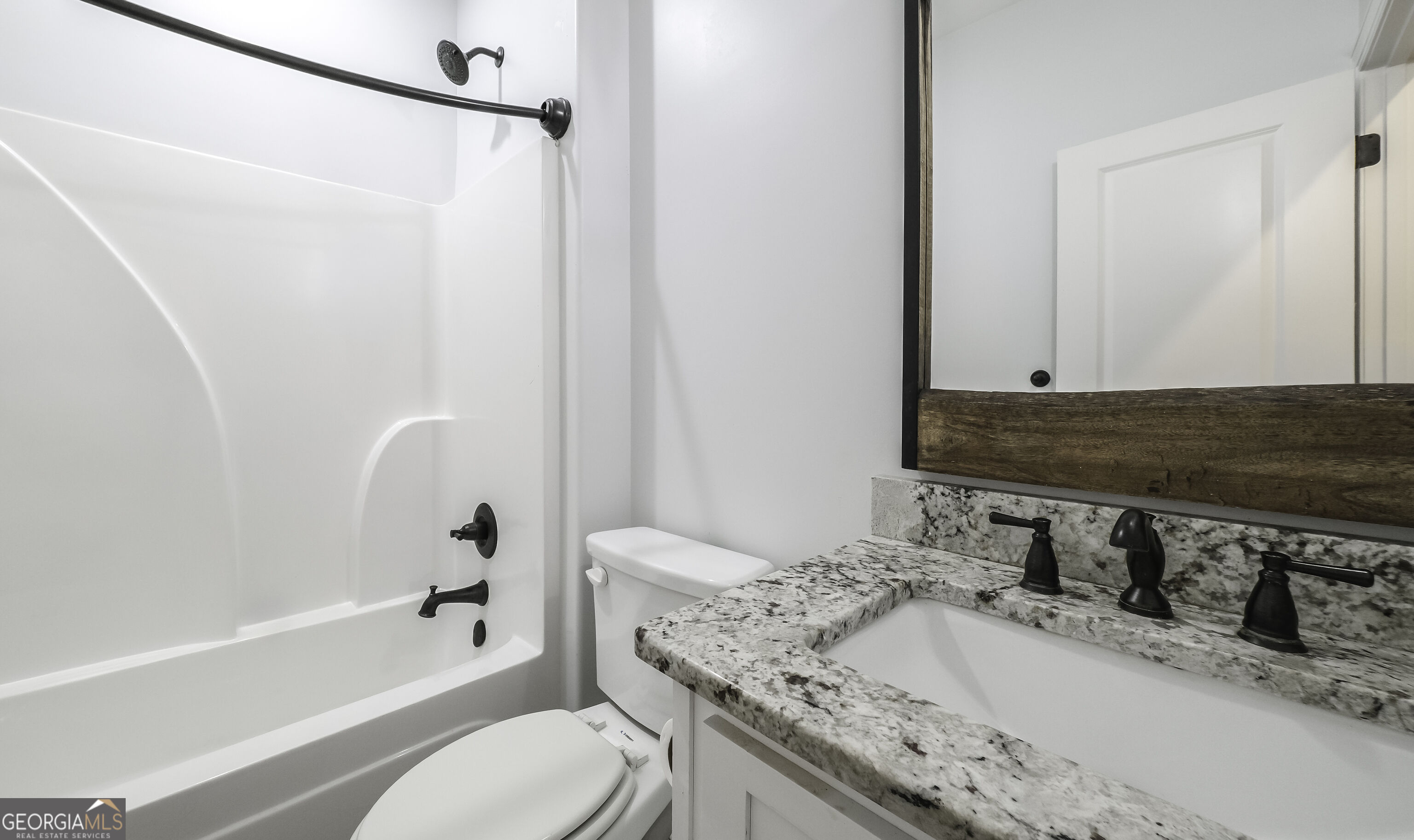 5286 Greenway Drive Property Photo 28