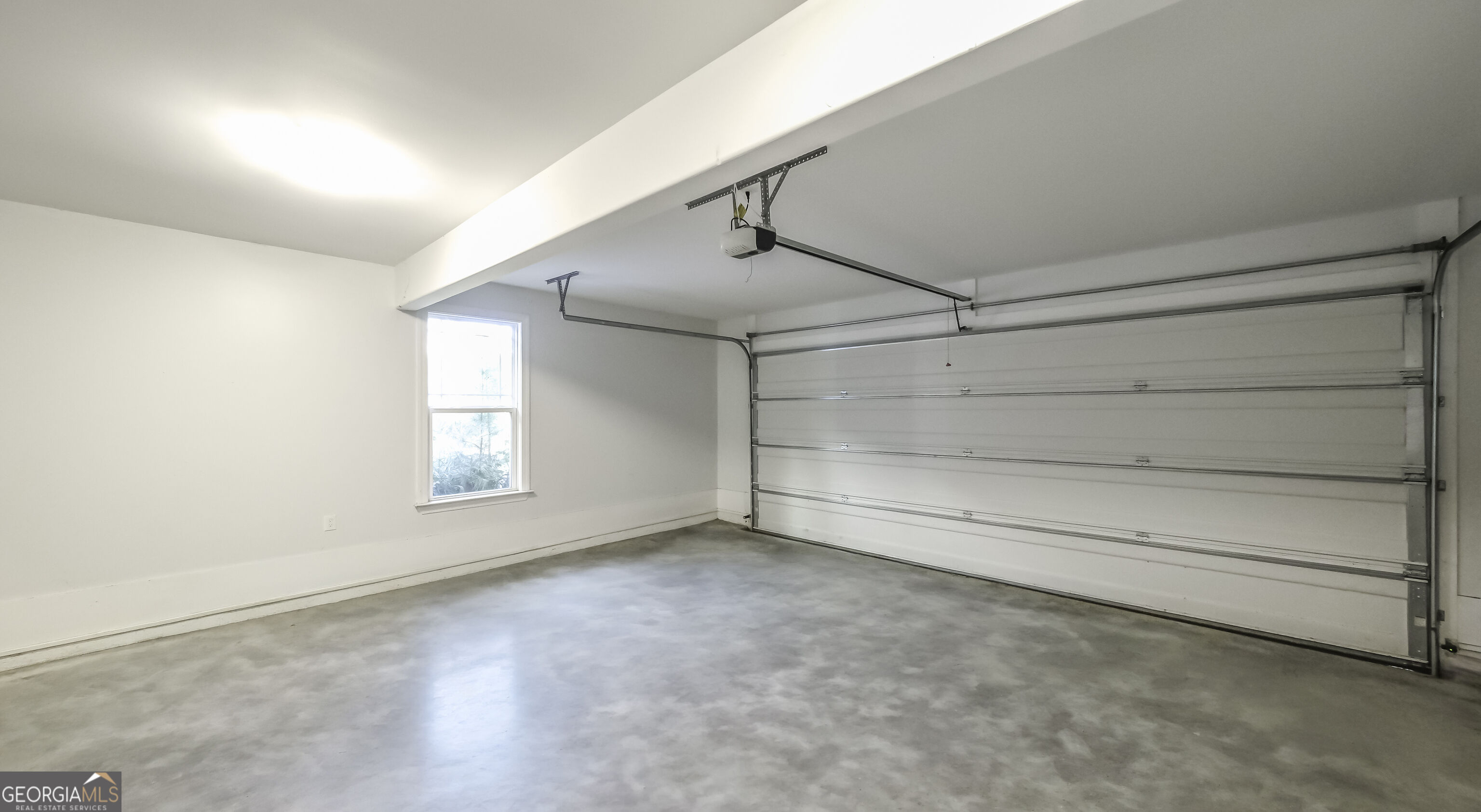 5286 Greenway Drive Property Photo 35