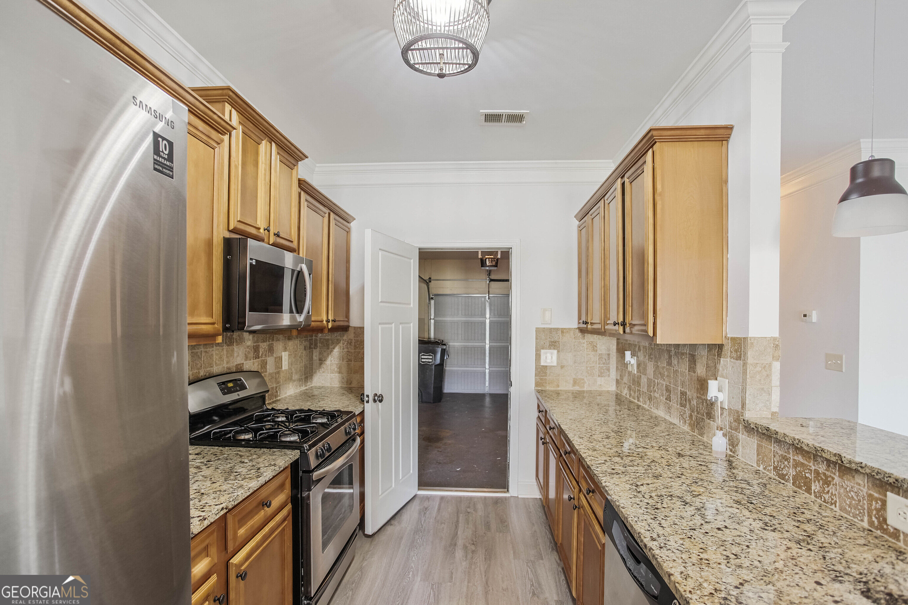 2508 Morgan Chase Drive Property Photo 5