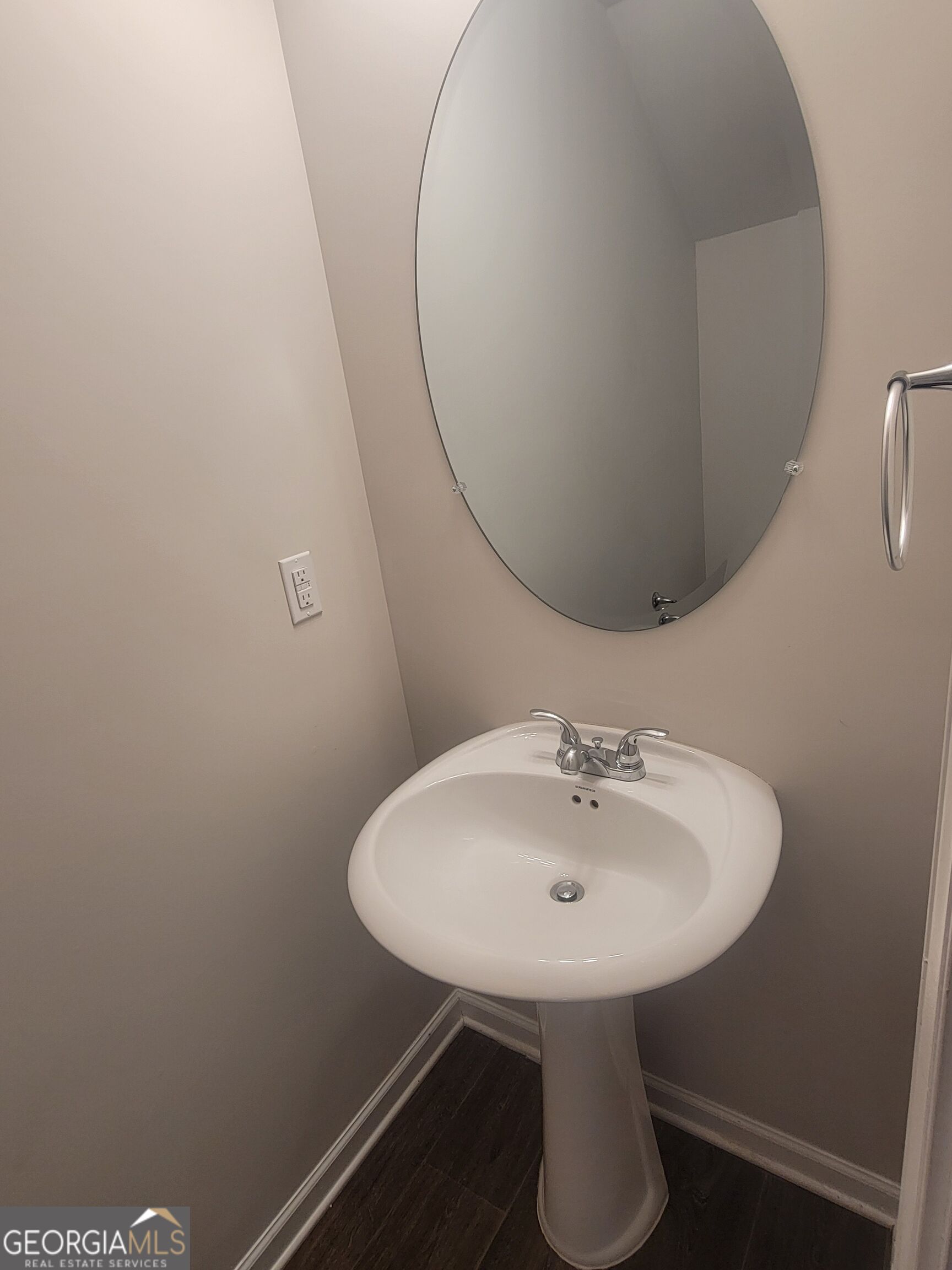 106 Sarah Lane Property Photo 6