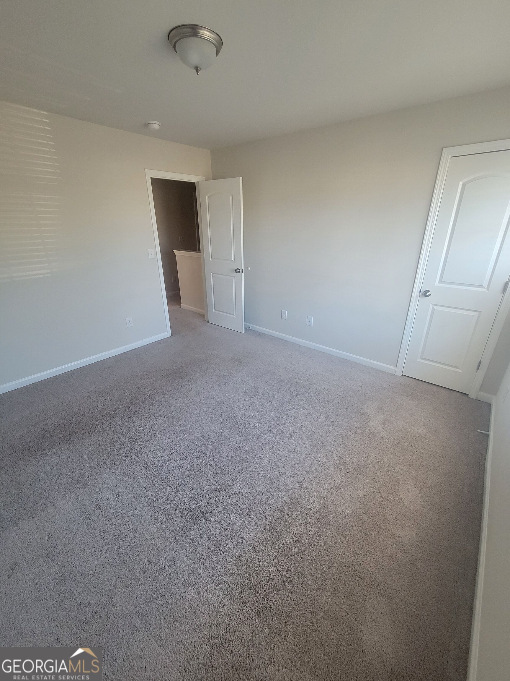 106 Sarah Lane Property Photo 7