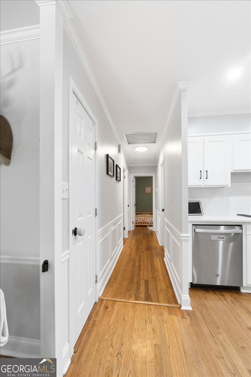 1521 Aiken Road Property Photo 8